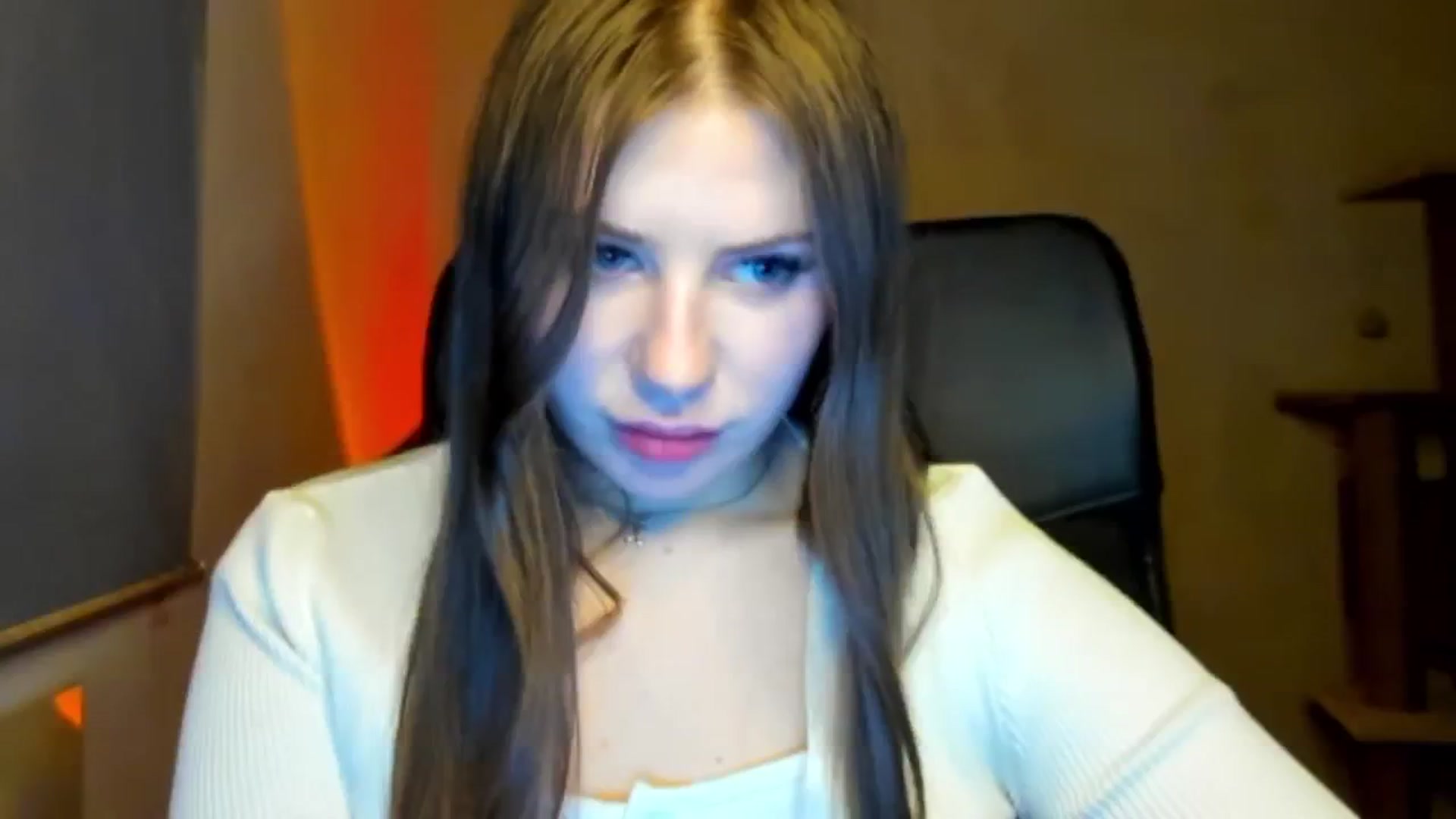 Gallery image thumbnail from FlyingDream's myfreecams stream on, 03/12/2026, 18:44 image 19 of 20