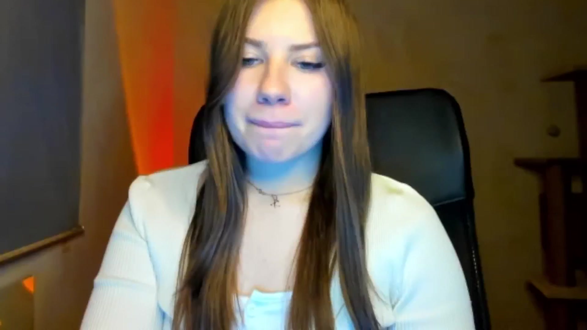 Gallery image thumbnail from FlyingDream's myfreecams stream on, 03/12/2026, 18:44 image 12 of 20