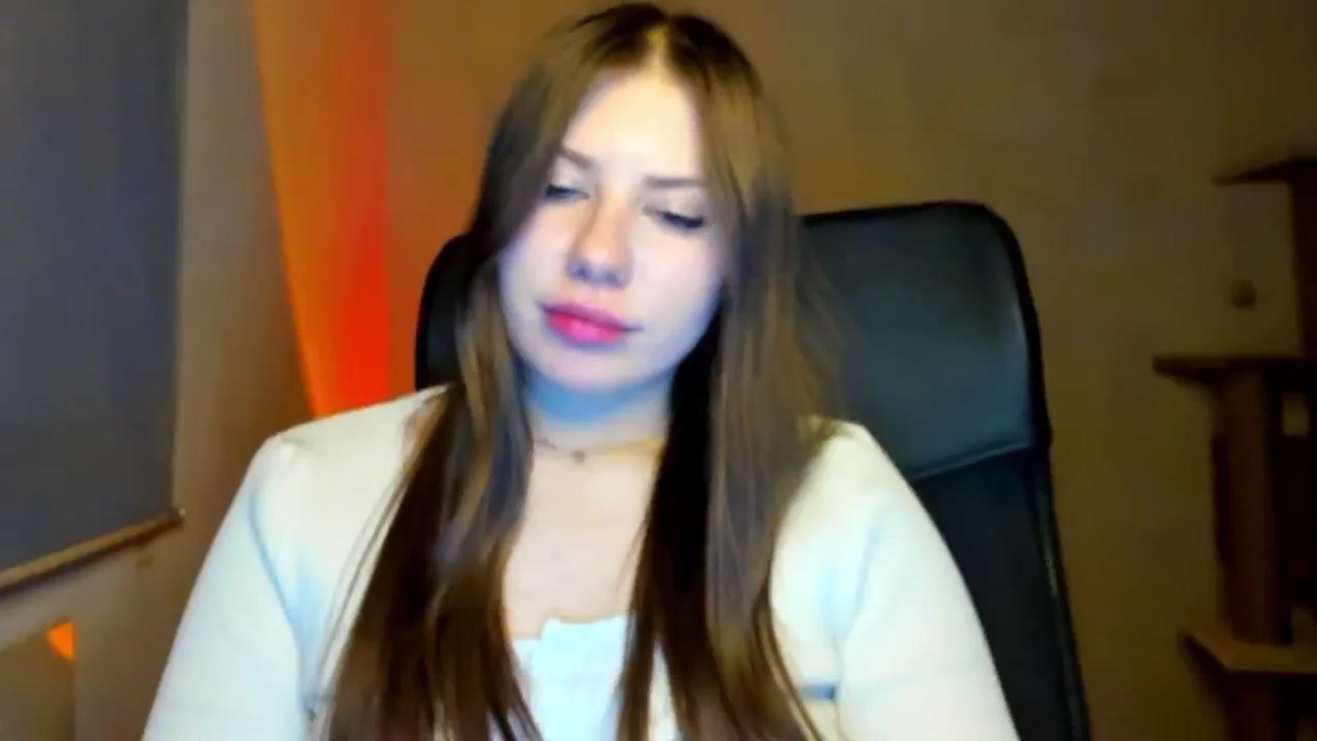 Gallery image thumbnail from FlyingDream's myfreecams stream on, 03/12/2026, 18:44 image 9 of 20