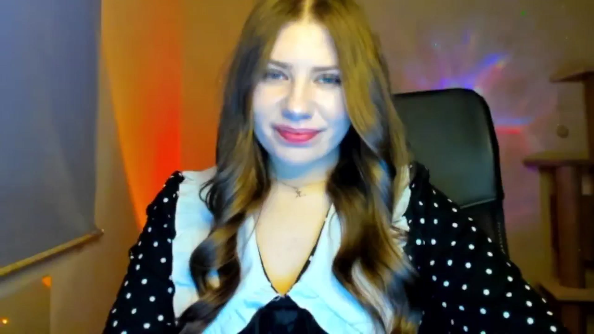 Gallery image thumbnail from FlyingDream's myfreecams stream on, 03/15/2026, 16:49 image 6 of 20
