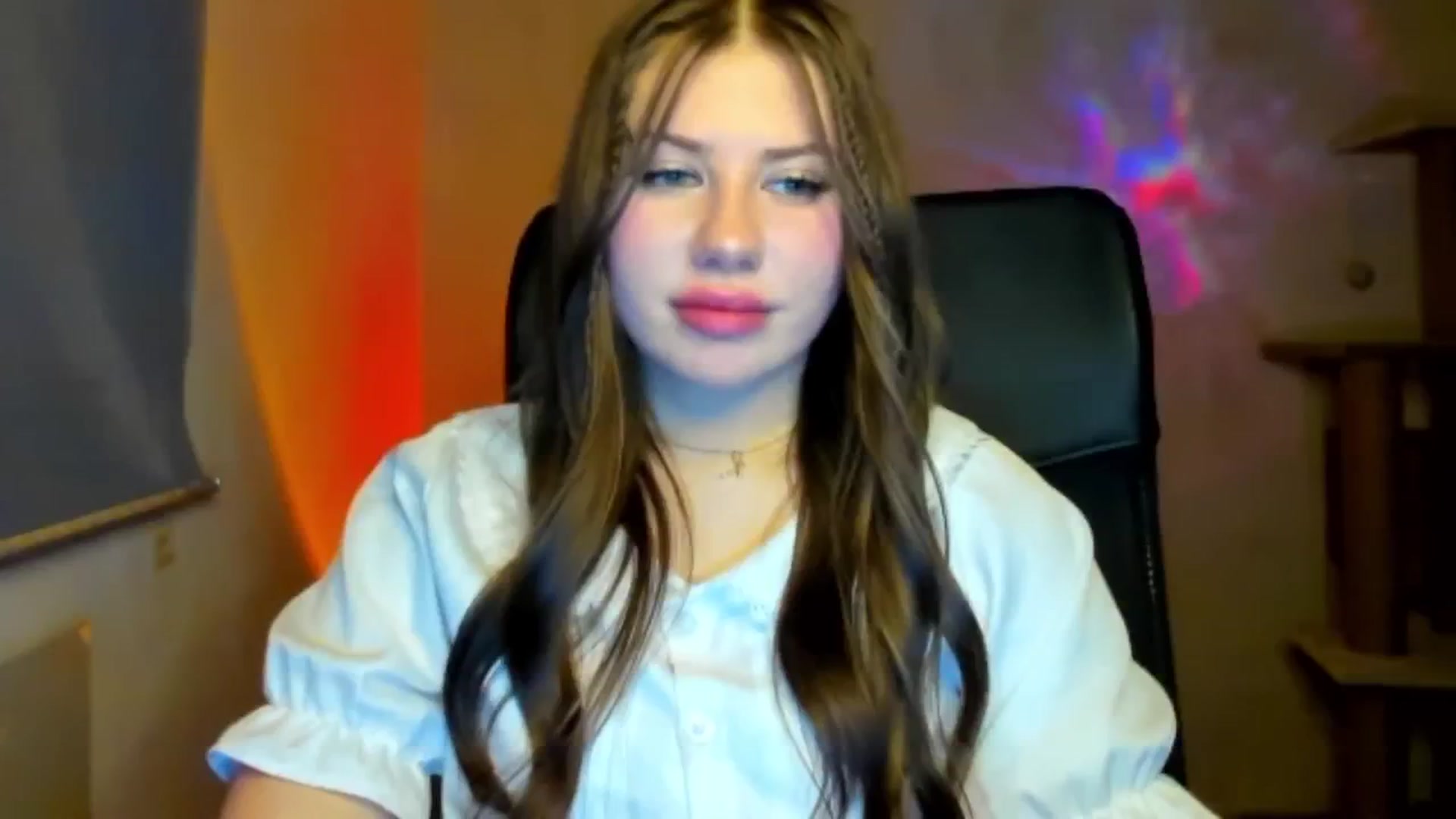 Gallery image thumbnail from FlyingDream's myfreecams stream on, 03/16/2026, 16:33 image 11 of 20