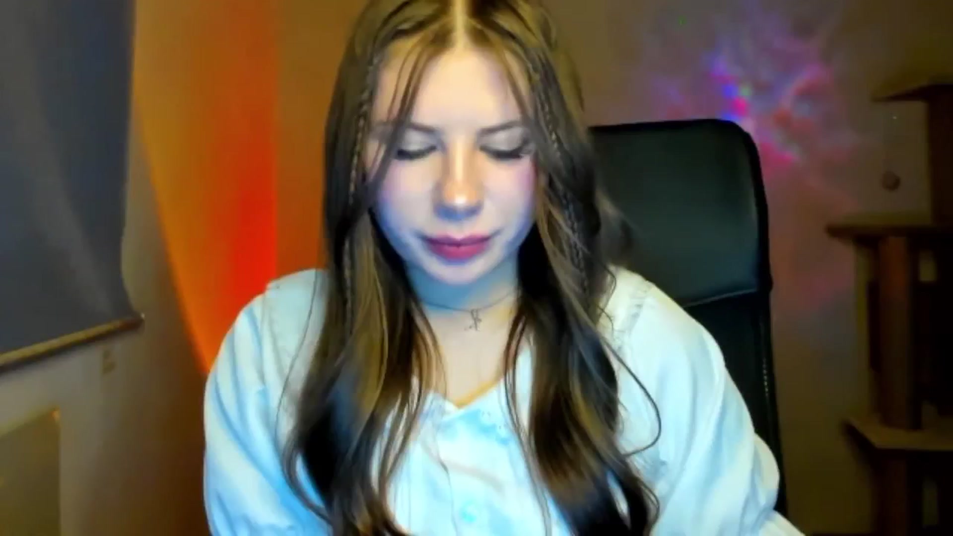 Gallery image thumbnail from FlyingDream's myfreecams stream on, 03/16/2026, 16:33 image 4 of 20