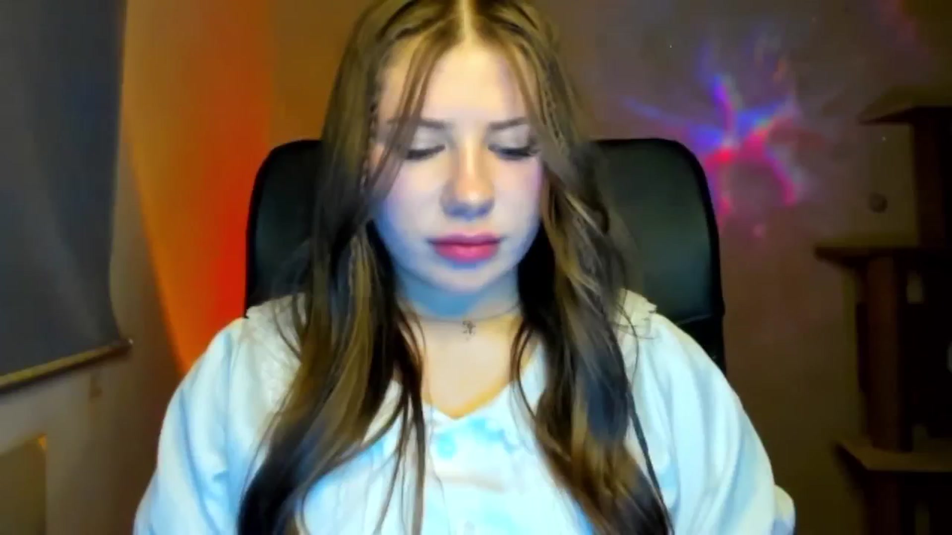 Gallery image thumbnail from FlyingDream's myfreecams stream on, 03/16/2026, 16:33 image 18 of 20