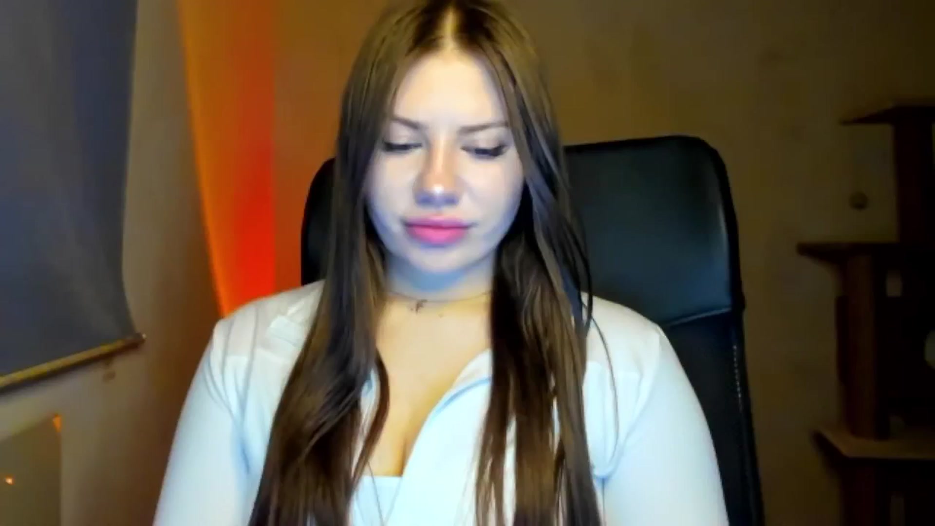 Gallery image thumbnail from FlyingDream's myfreecams stream on, 03/18/2026, 15:51 image 15 of 20