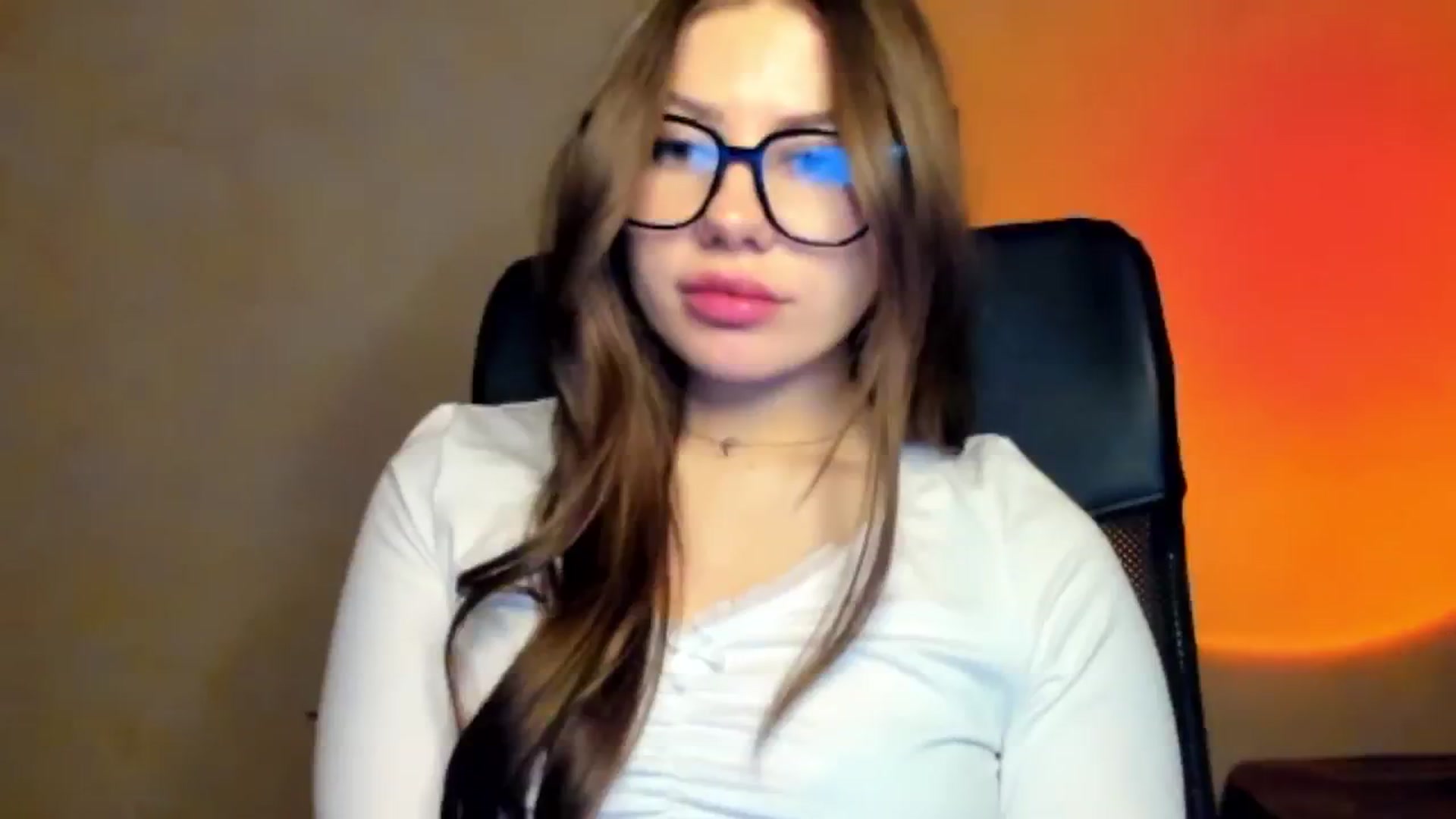 Gallery image thumbnail from FlyingDream's myfreecams stream on, 03/21/2026, 16:32 image 12 of 20