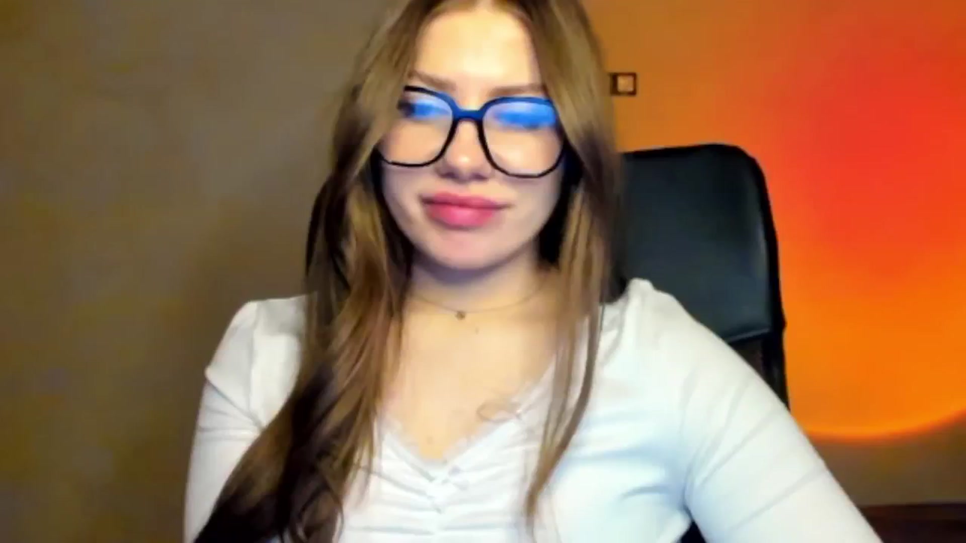 Gallery image thumbnail from FlyingDream's myfreecams stream on, 03/21/2026, 16:32 image 20 of 20