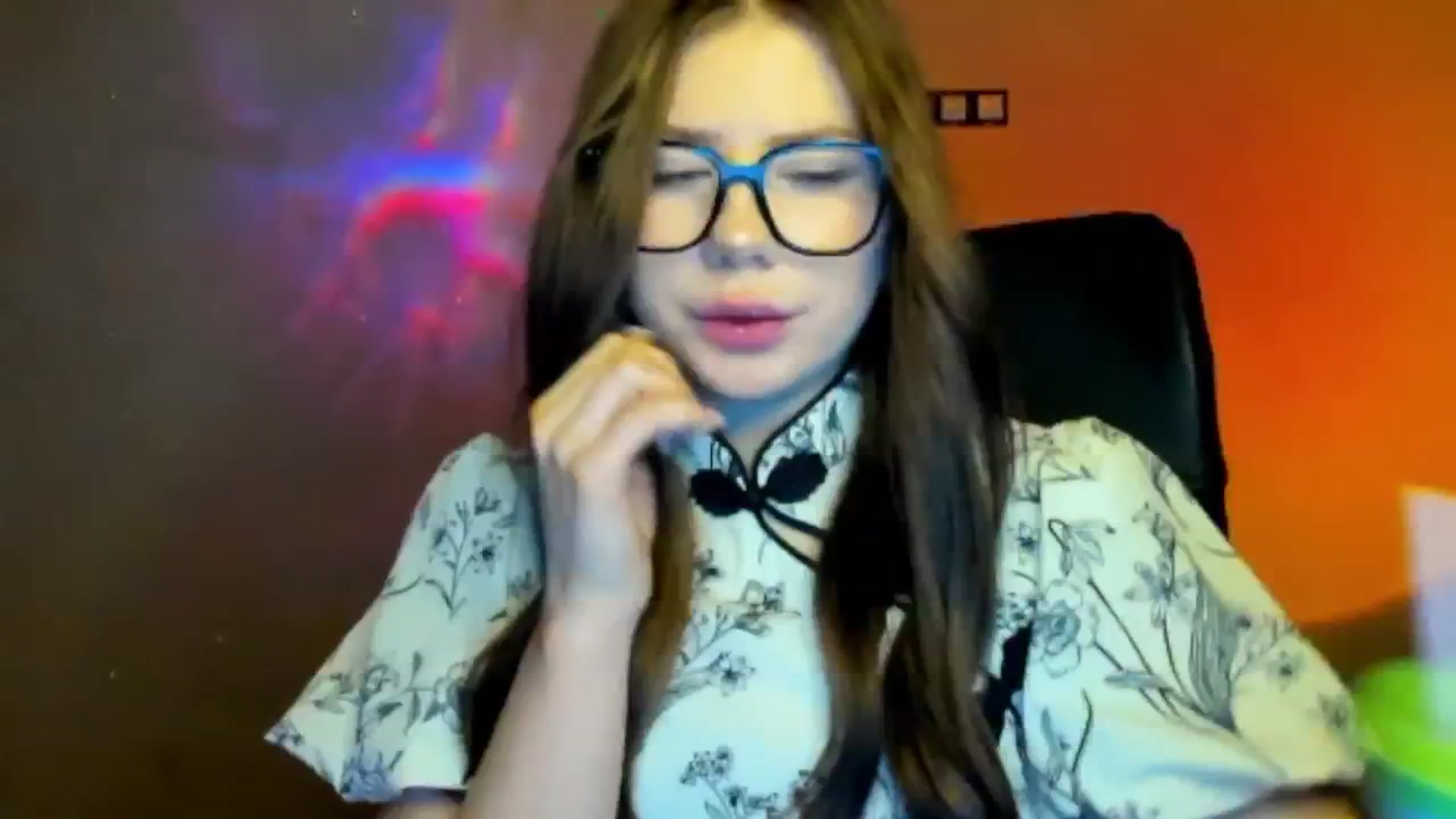 Gallery image thumbnail from FlyingDream's myfreecams stream on, 03/25/2026, 18:49 image 17 of 20