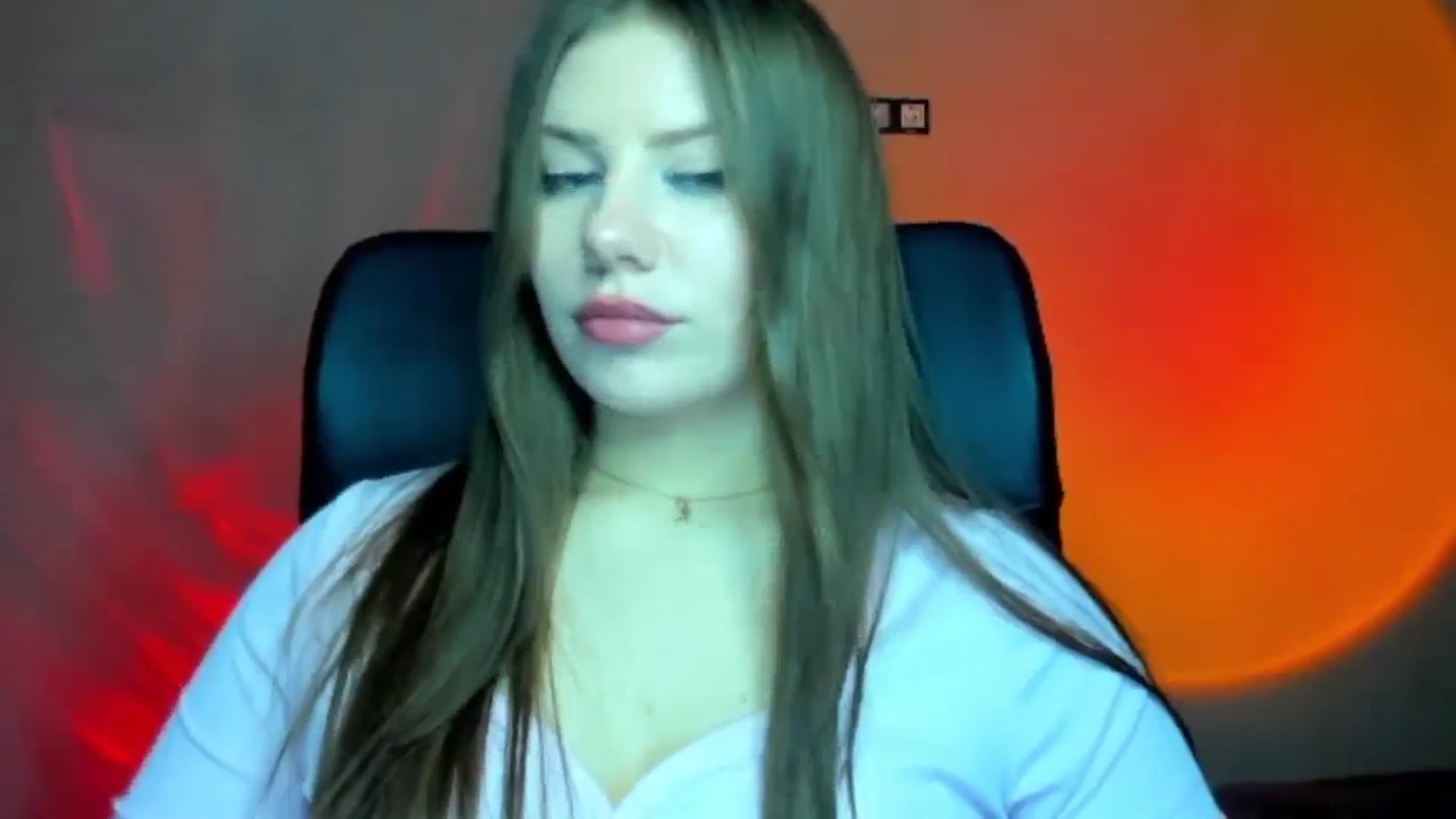 Gallery image thumbnail from FlyingDream's myfreecams stream on, 04/02/2026, 16:23 image 19 of 20