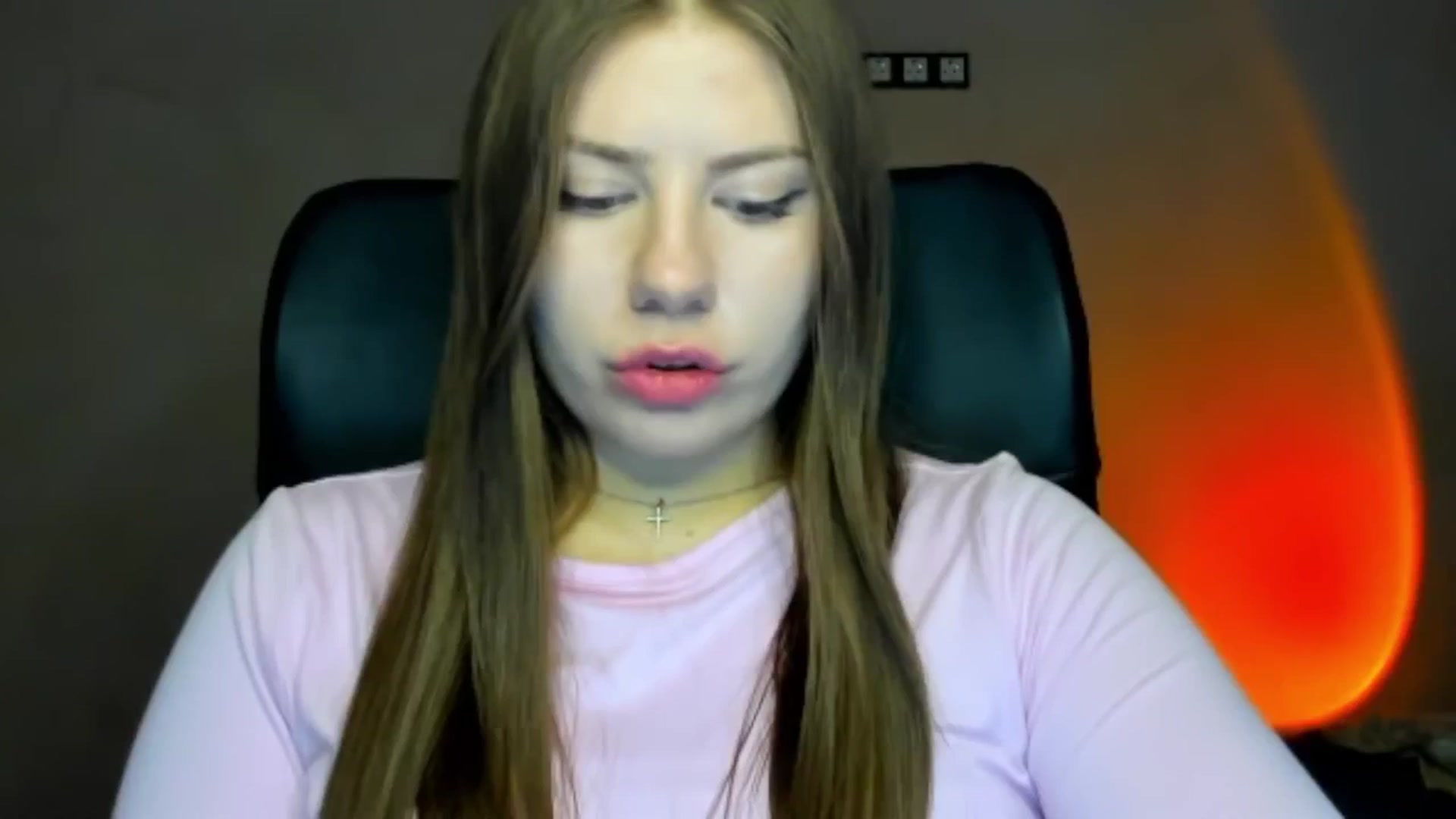 Gallery image thumbnail from FlyingDream's myfreecams stream on, 04/06/2026, 15:06 image 19 of 20