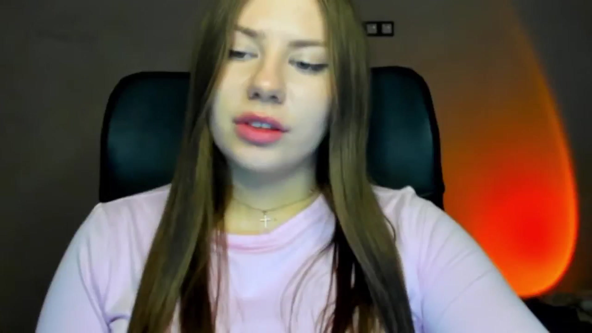 Gallery image thumbnail from FlyingDream's myfreecams stream on, 04/06/2026, 15:06 image 15 of 20