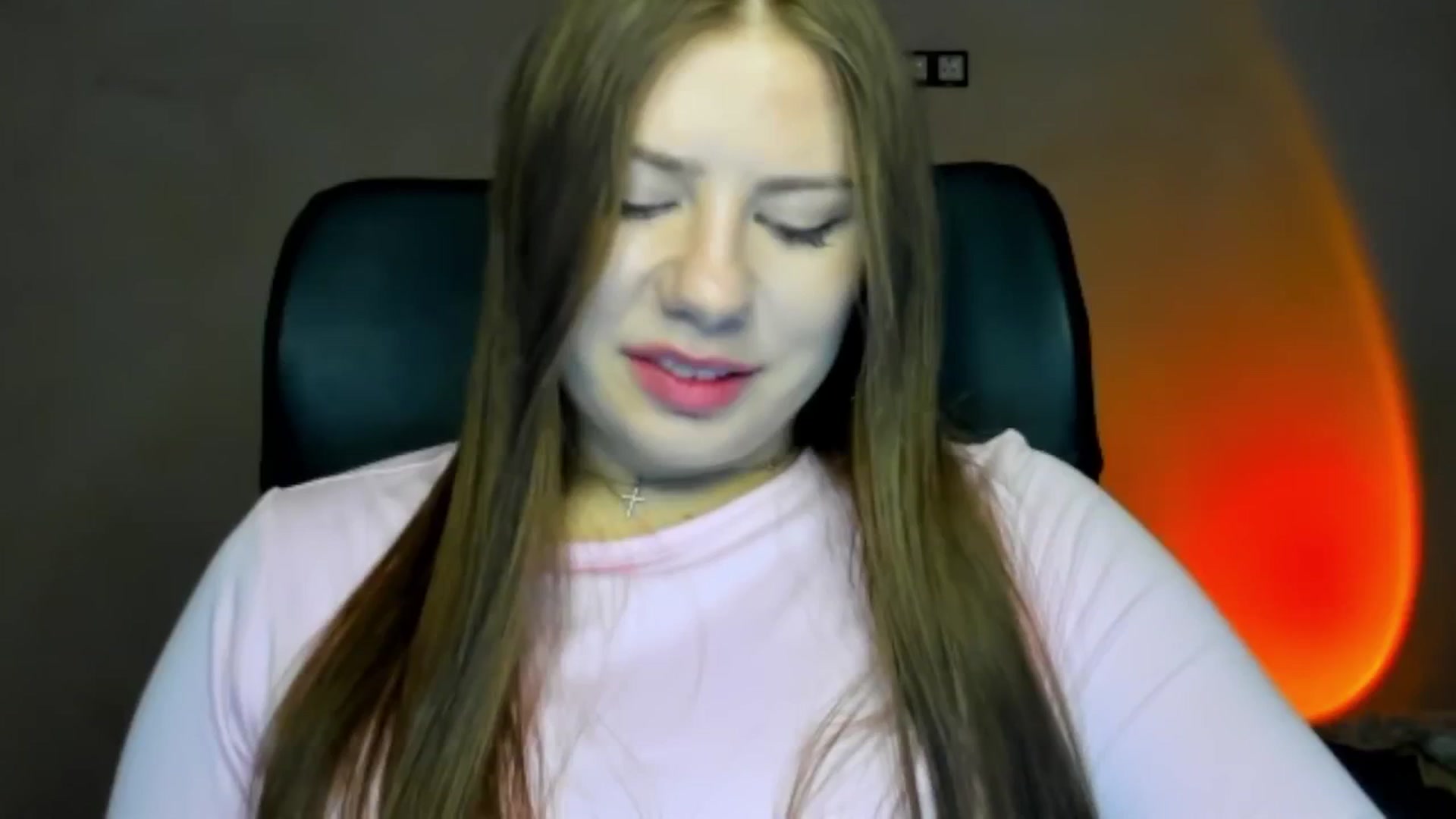 Gallery image thumbnail from FlyingDream's myfreecams stream on, 04/06/2026, 15:06 image 11 of 20