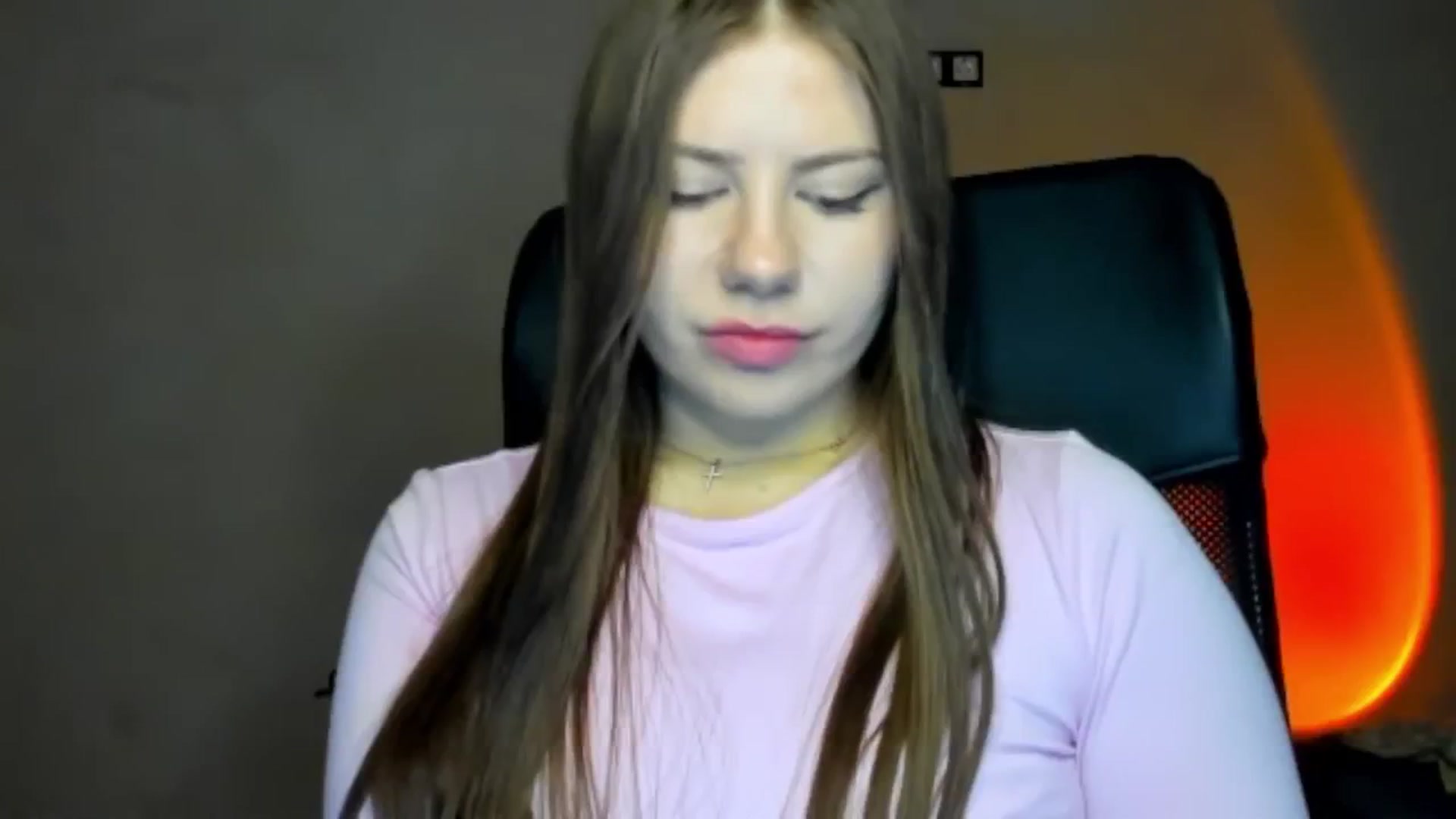 Gallery image thumbnail from FlyingDream's myfreecams stream on, 04/06/2026, 15:51 image 18 of 20