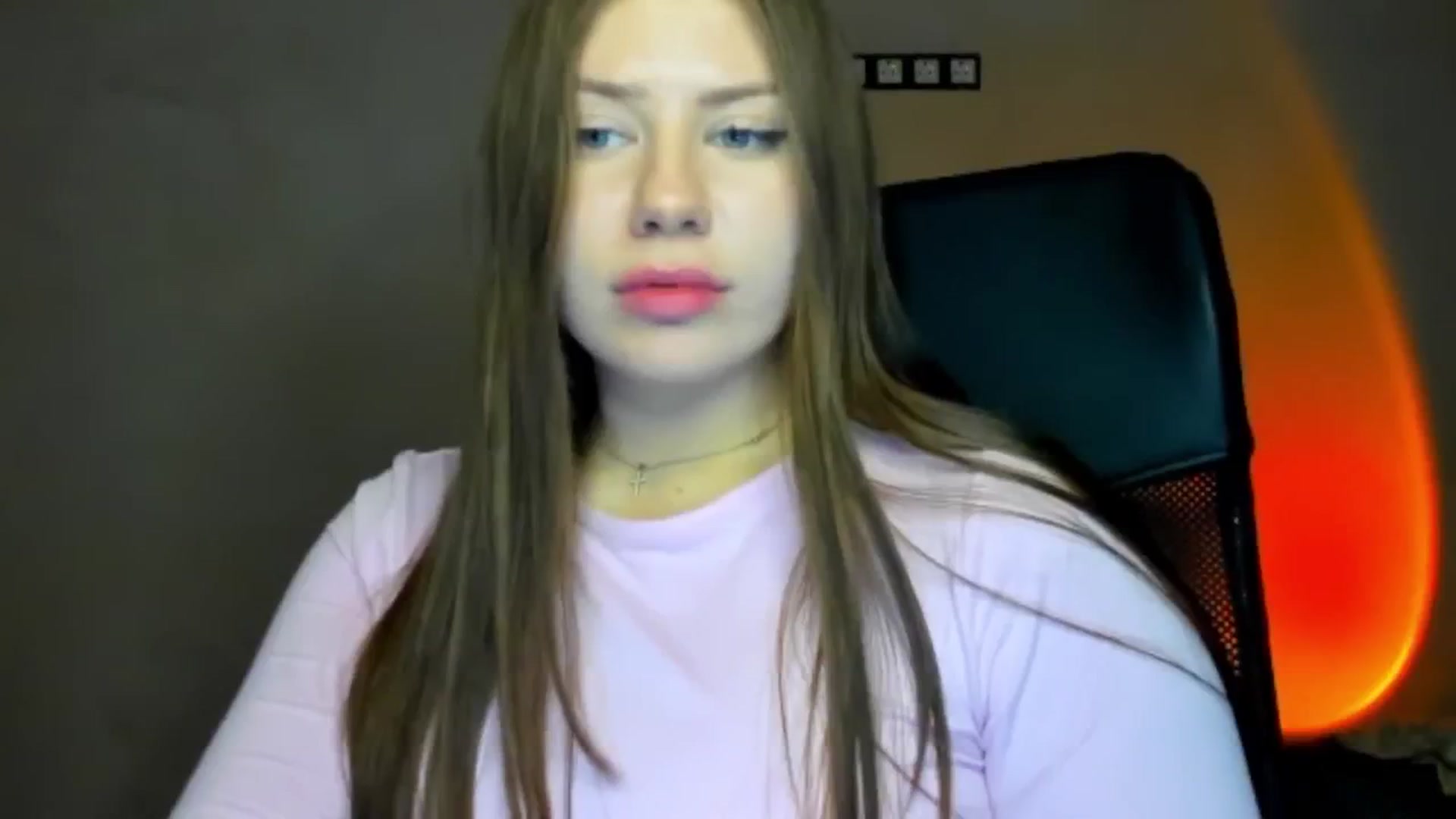 Gallery image thumbnail from FlyingDream's myfreecams stream on, 04/06/2026, 15:51 image 1 of 20