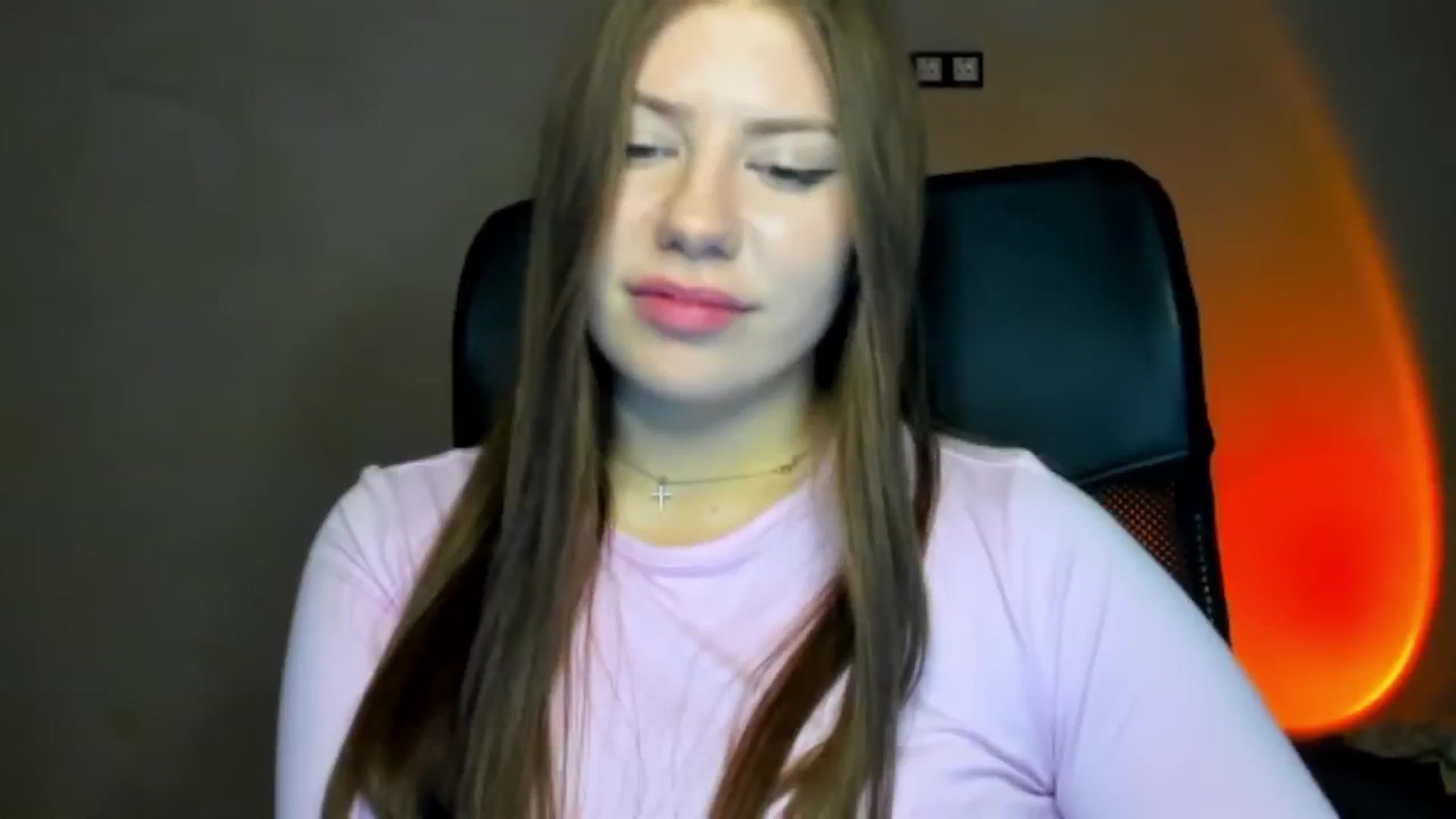 Gallery image thumbnail from FlyingDream's myfreecams stream on, 04/06/2026, 15:51 image 16 of 20