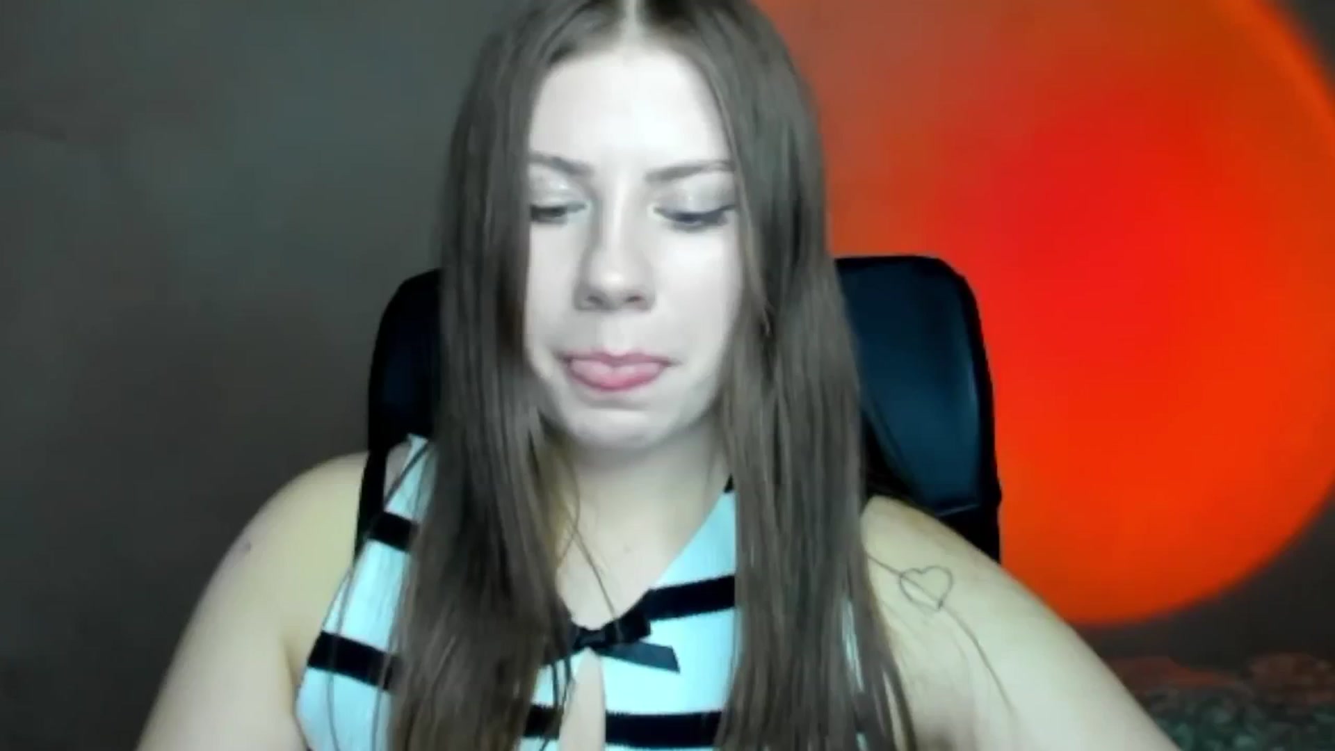 Gallery image thumbnail from FlyingDream's myfreecams stream on, 04/13/2026, 17:53 image 11 of 20