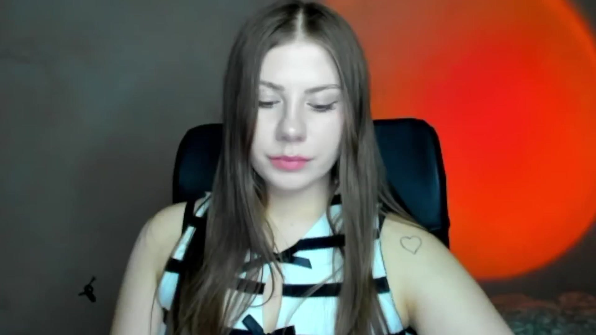 Gallery image thumbnail from FlyingDream's myfreecams stream on, 04/13/2026, 17:53 image 10 of 20