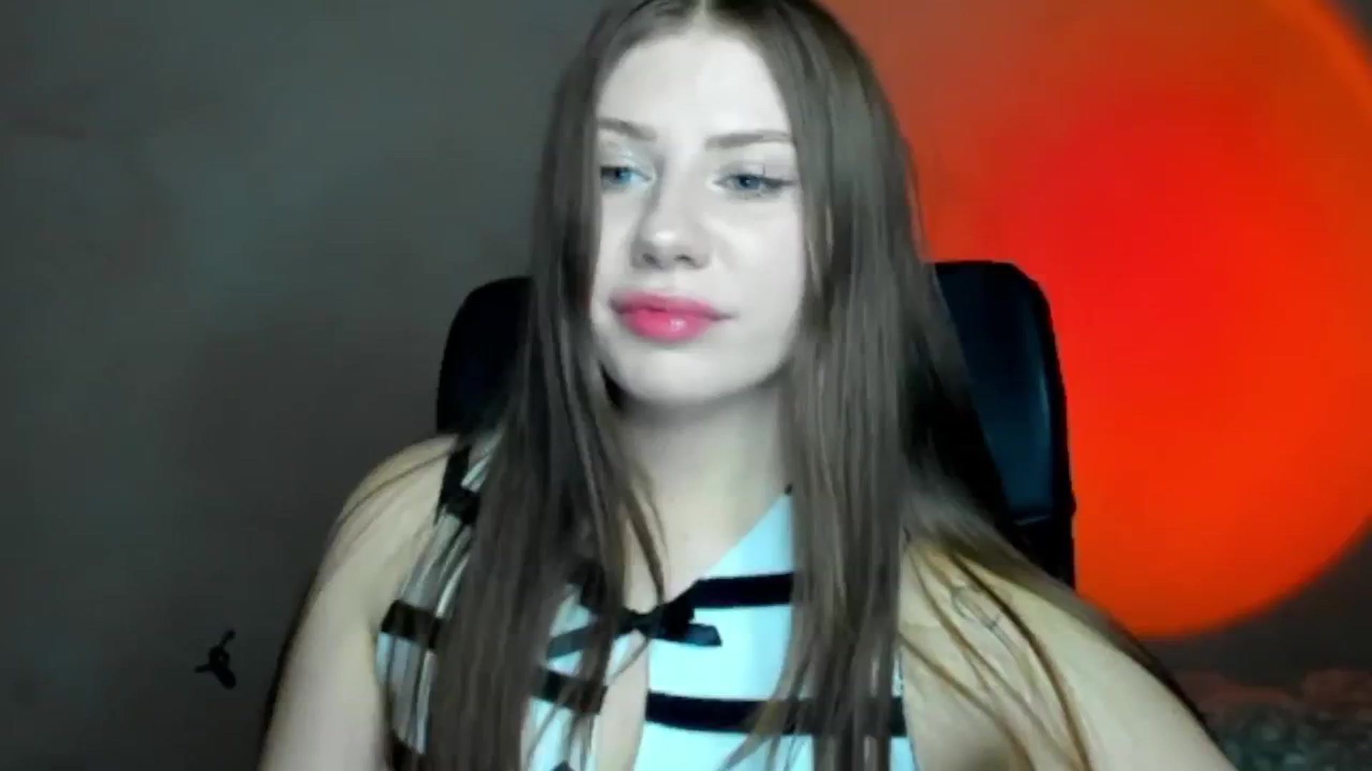 Gallery image thumbnail from FlyingDream's myfreecams stream on, 04/13/2026, 17:53 image 3 of 20