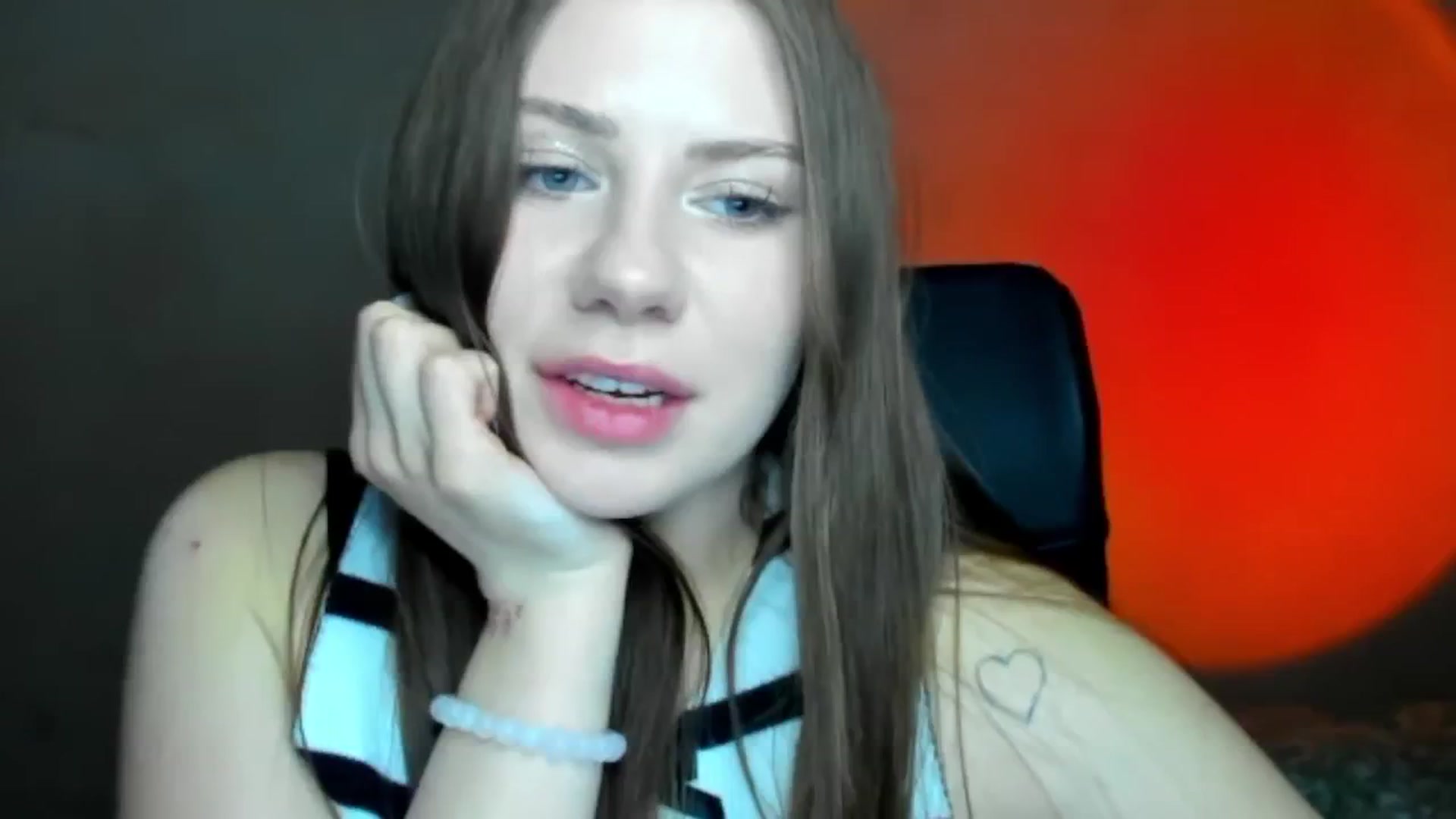 Gallery image thumbnail from FlyingDream's myfreecams stream on, 04/13/2026, 17:53 image 19 of 20