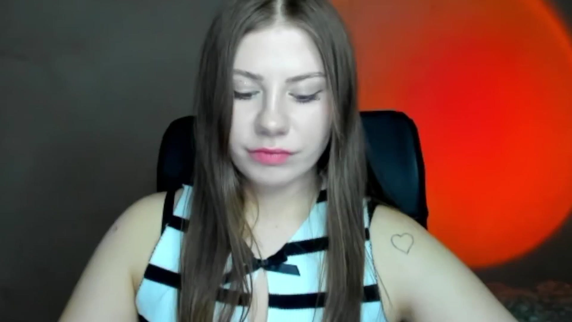 Gallery image thumbnail from FlyingDream's myfreecams stream on, 04/13/2026, 17:53 image 12 of 20