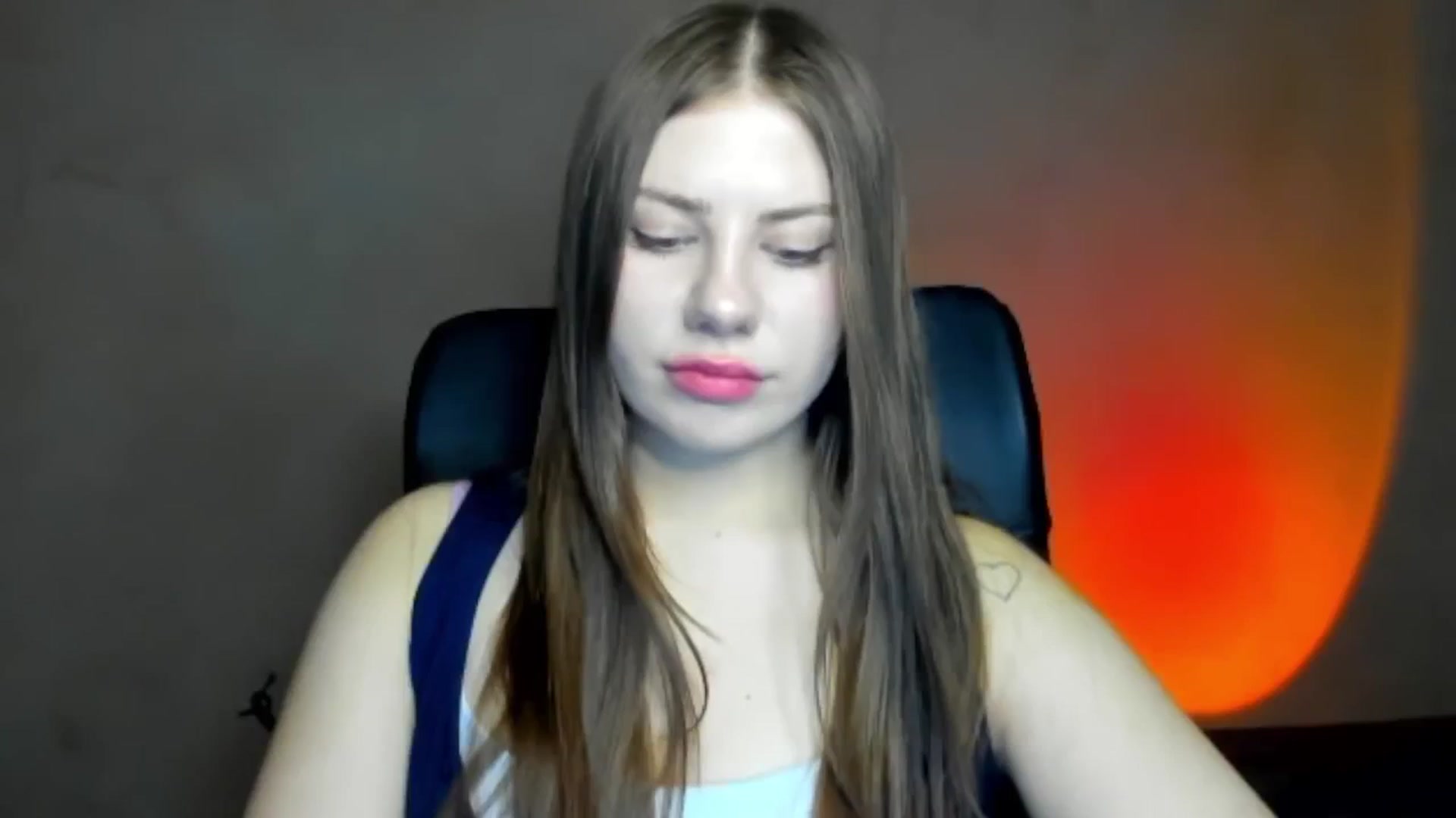 Gallery image thumbnail from FlyingDream's myfreecams stream on, 04/16/2026, 17:23 image 12 of 20