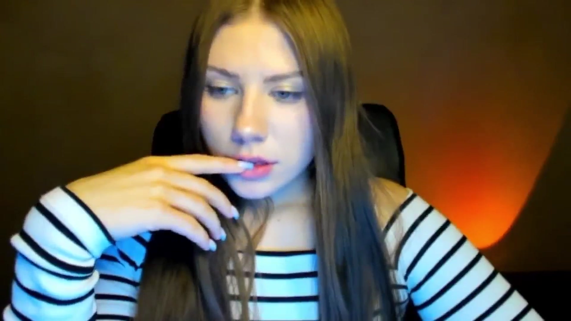 Gallery image thumbnail from FlyingDream's myfreecams stream on, 04/17/2026, 16:41 image 7 of 20