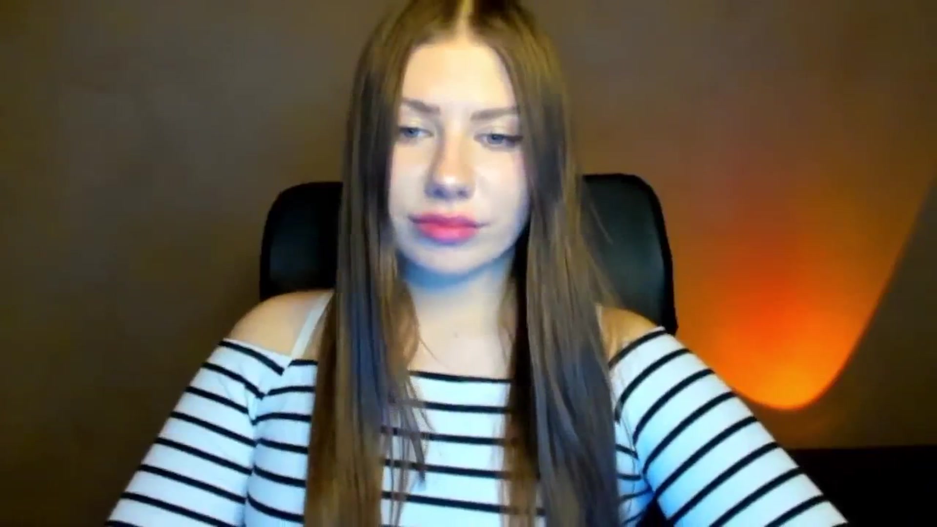 Gallery image thumbnail from FlyingDream's myfreecams stream on, 04/17/2026, 16:41 image 3 of 20