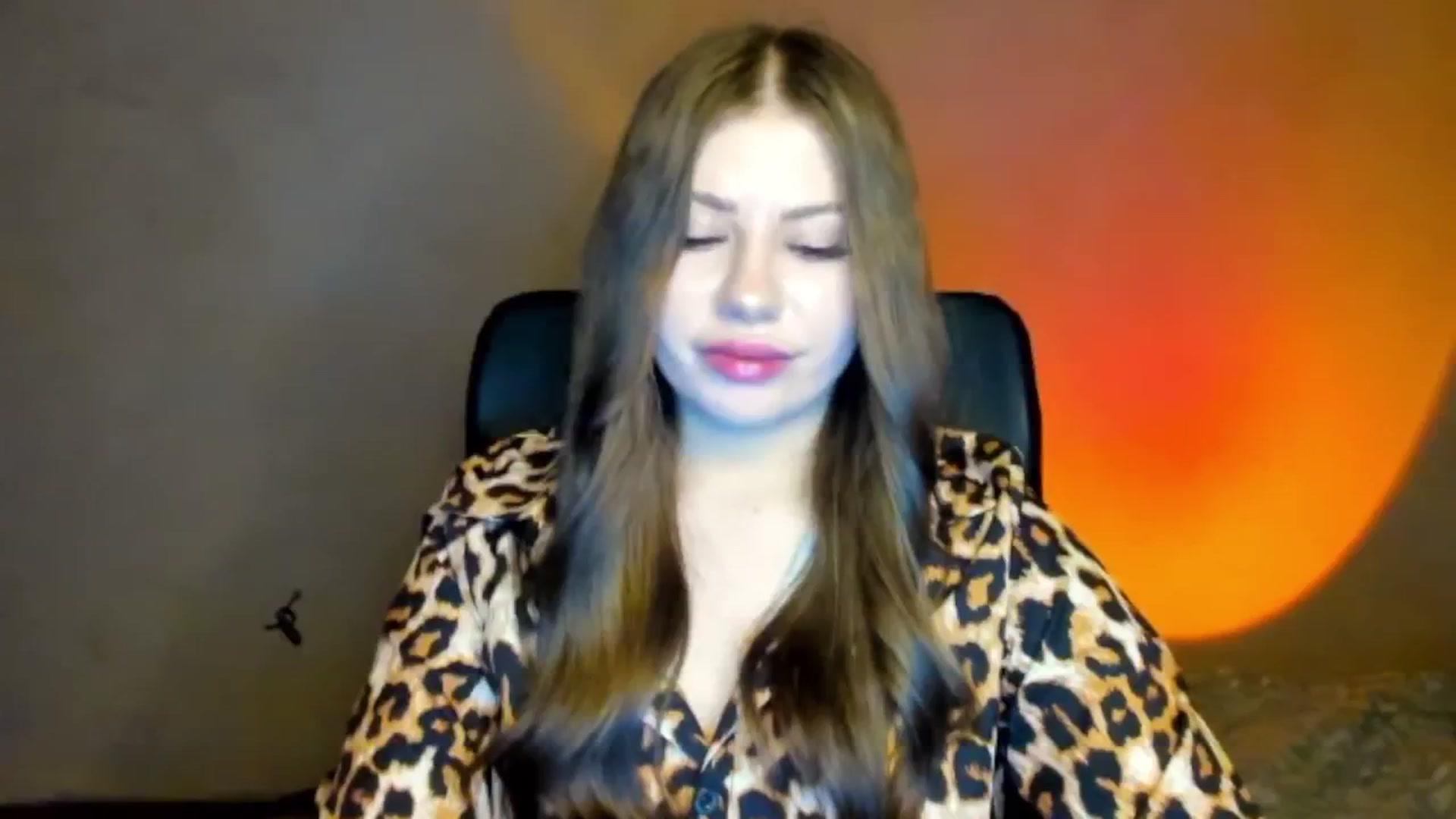Gallery image thumbnail from FlyingDream's myfreecams stream on, 04/20/2026, 17:02 image 16 of 20