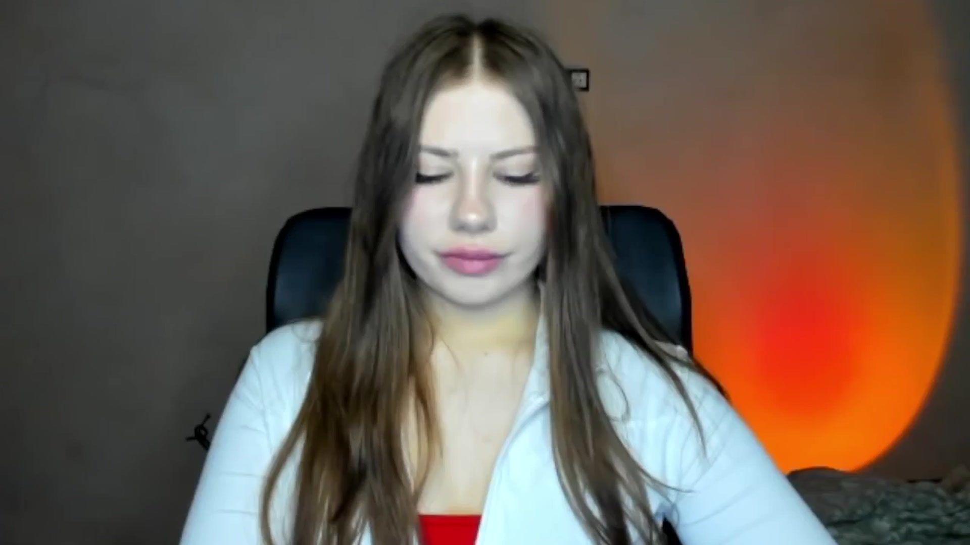 Gallery image thumbnail from FlyingDream's myfreecams stream on, 04/21/2026, 17:31 image 12 of 20