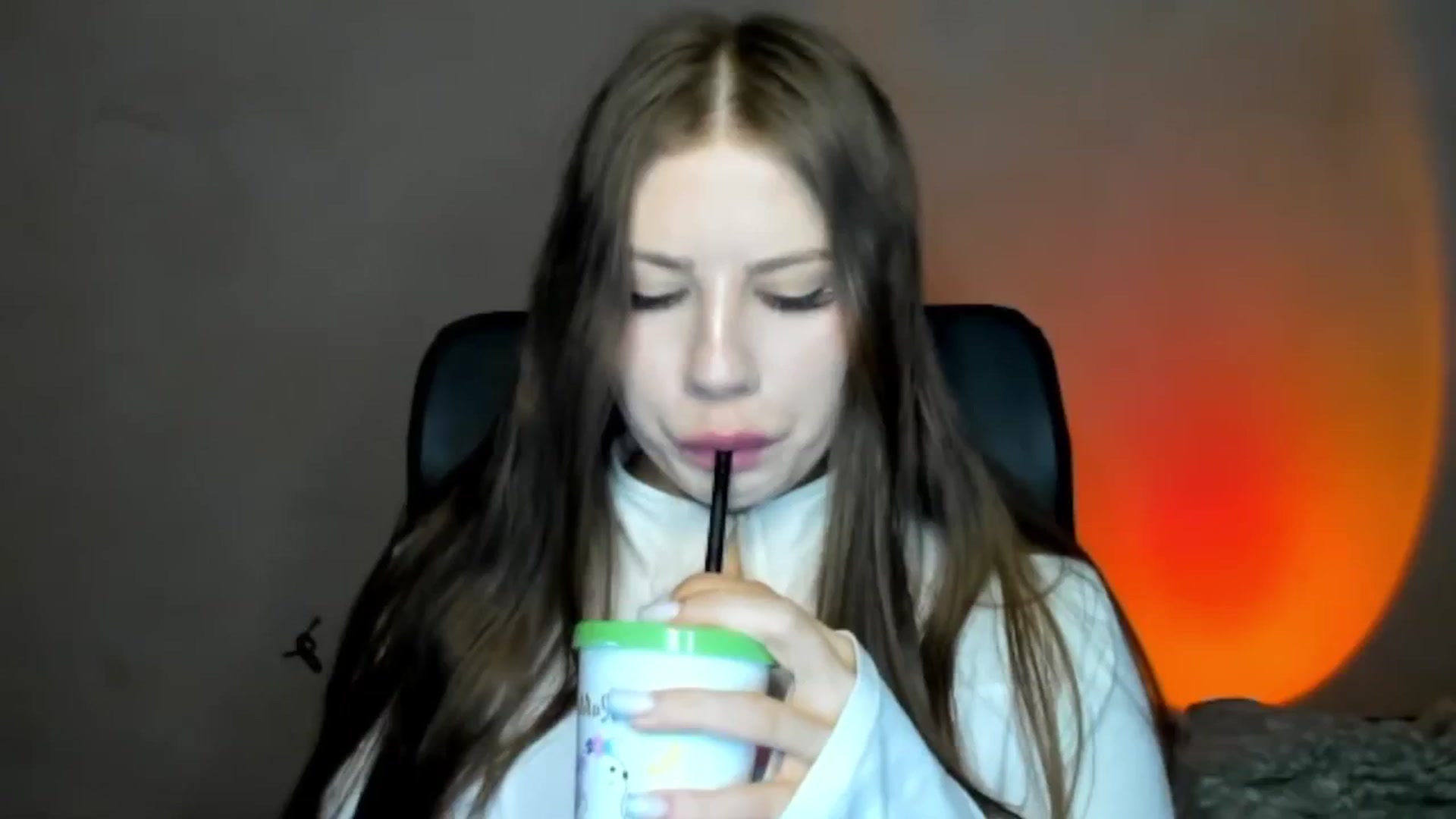 Gallery image thumbnail from FlyingDream's myfreecams stream on, 04/21/2026, 17:31 image 2 of 20