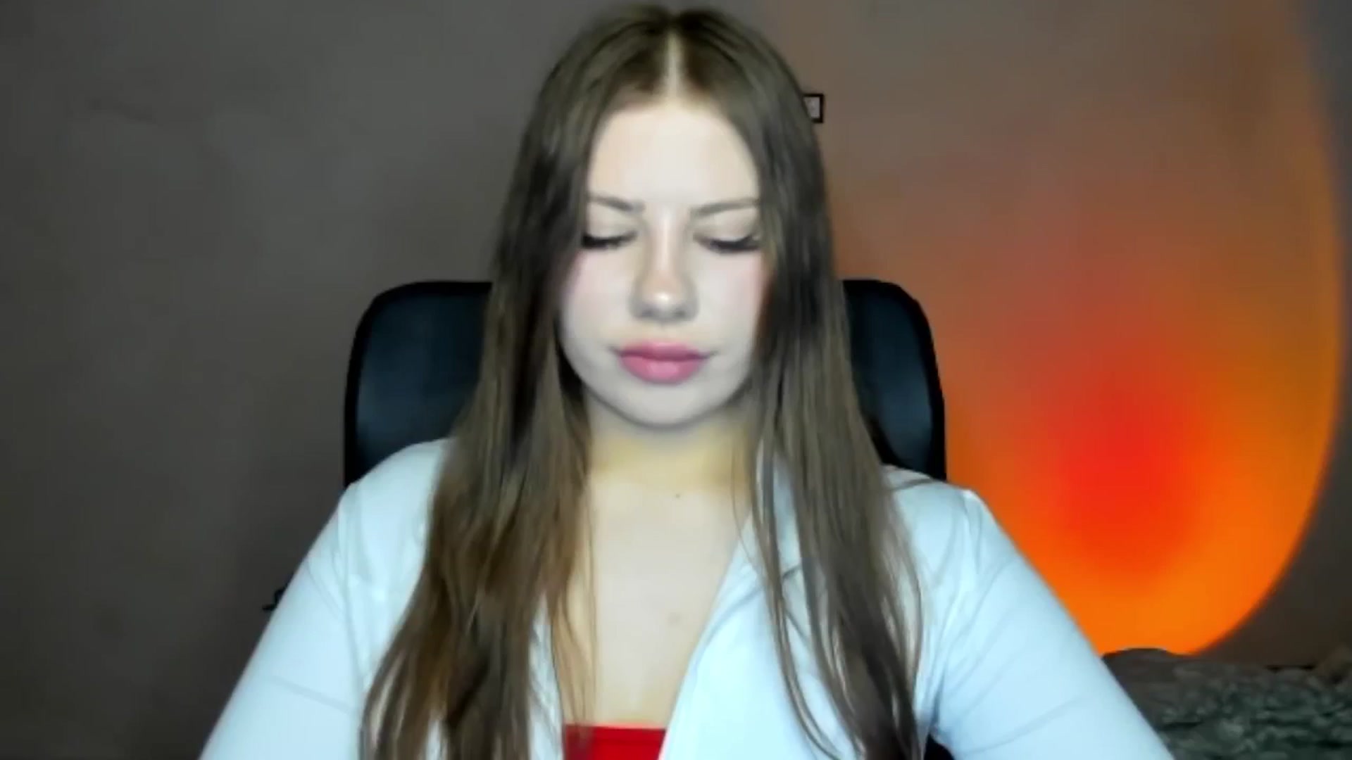 Gallery image thumbnail from FlyingDream's myfreecams stream on, 04/21/2026, 17:31 image 7 of 20