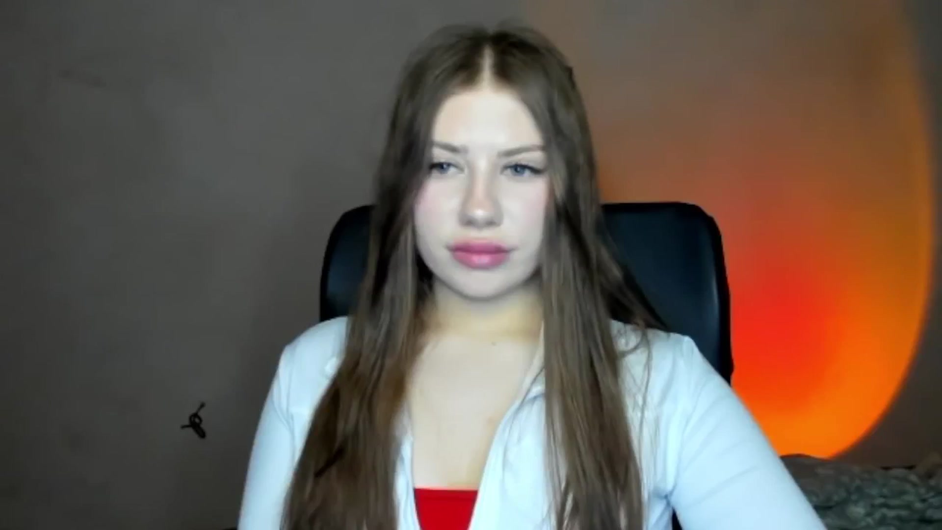 Gallery image thumbnail from FlyingDream's myfreecams stream on, 04/21/2026, 17:31 image 17 of 20