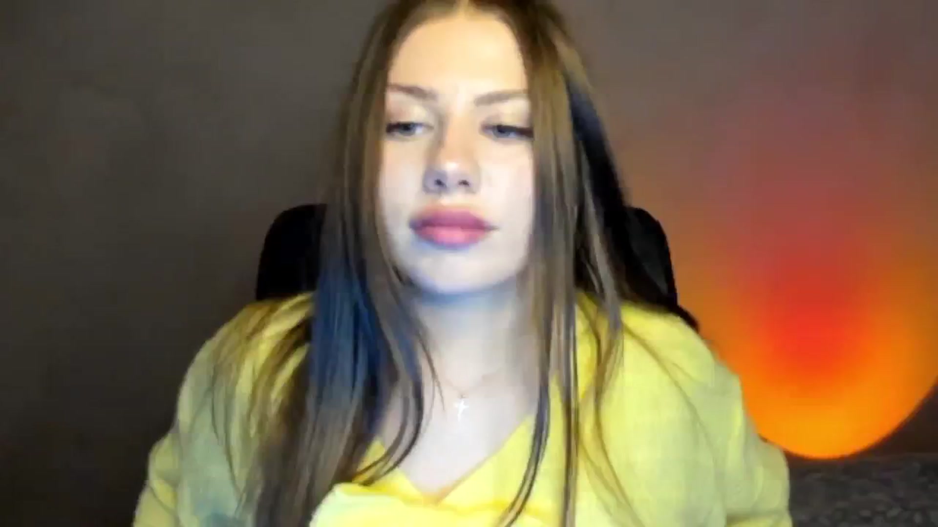 Gallery image thumbnail from FlyingDream's myfreecams stream on, 04/22/2026, 17:04 image 1 of 20