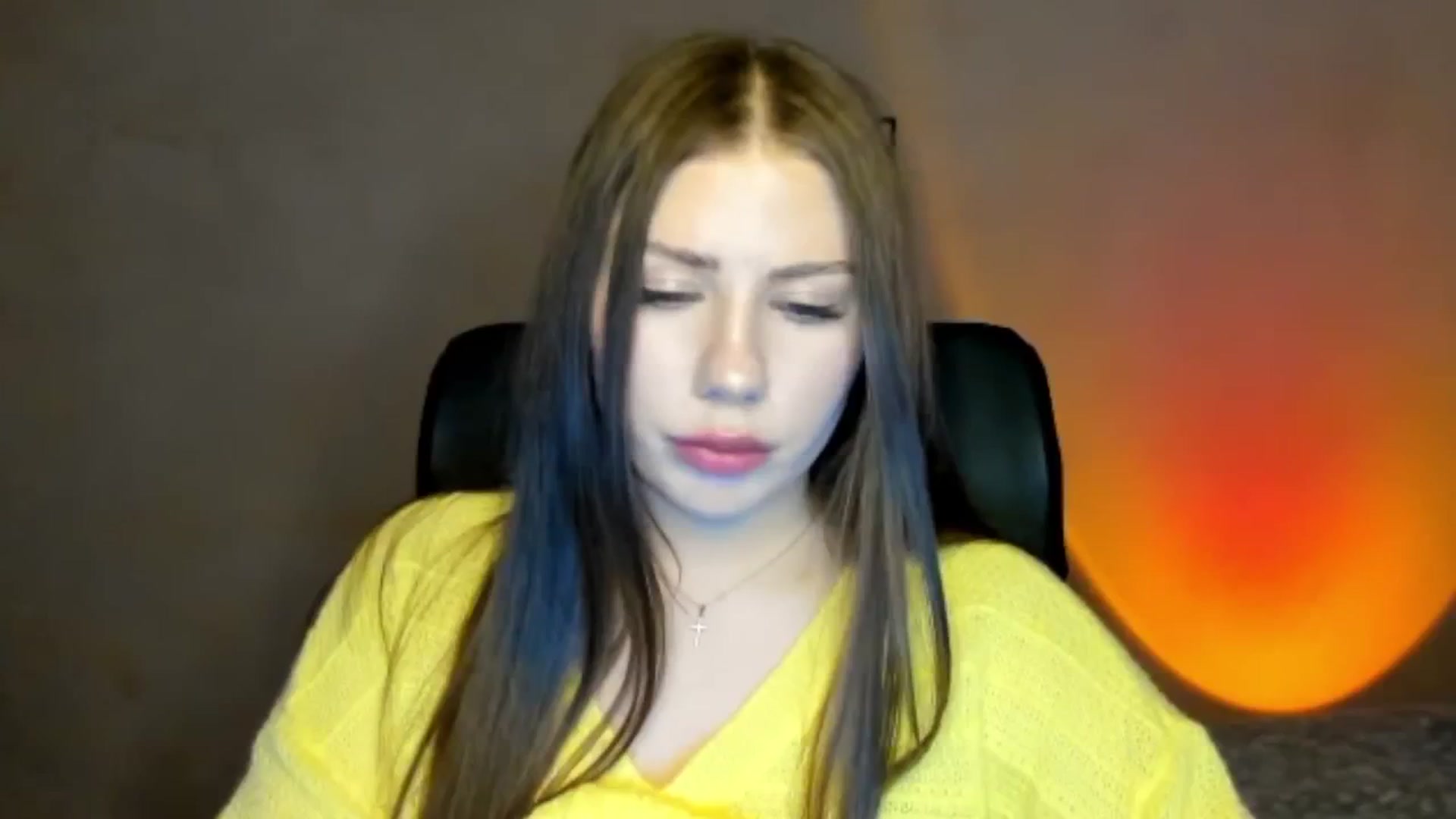 Gallery image thumbnail from FlyingDream's myfreecams stream on, 04/22/2026, 17:04 image 2 of 20