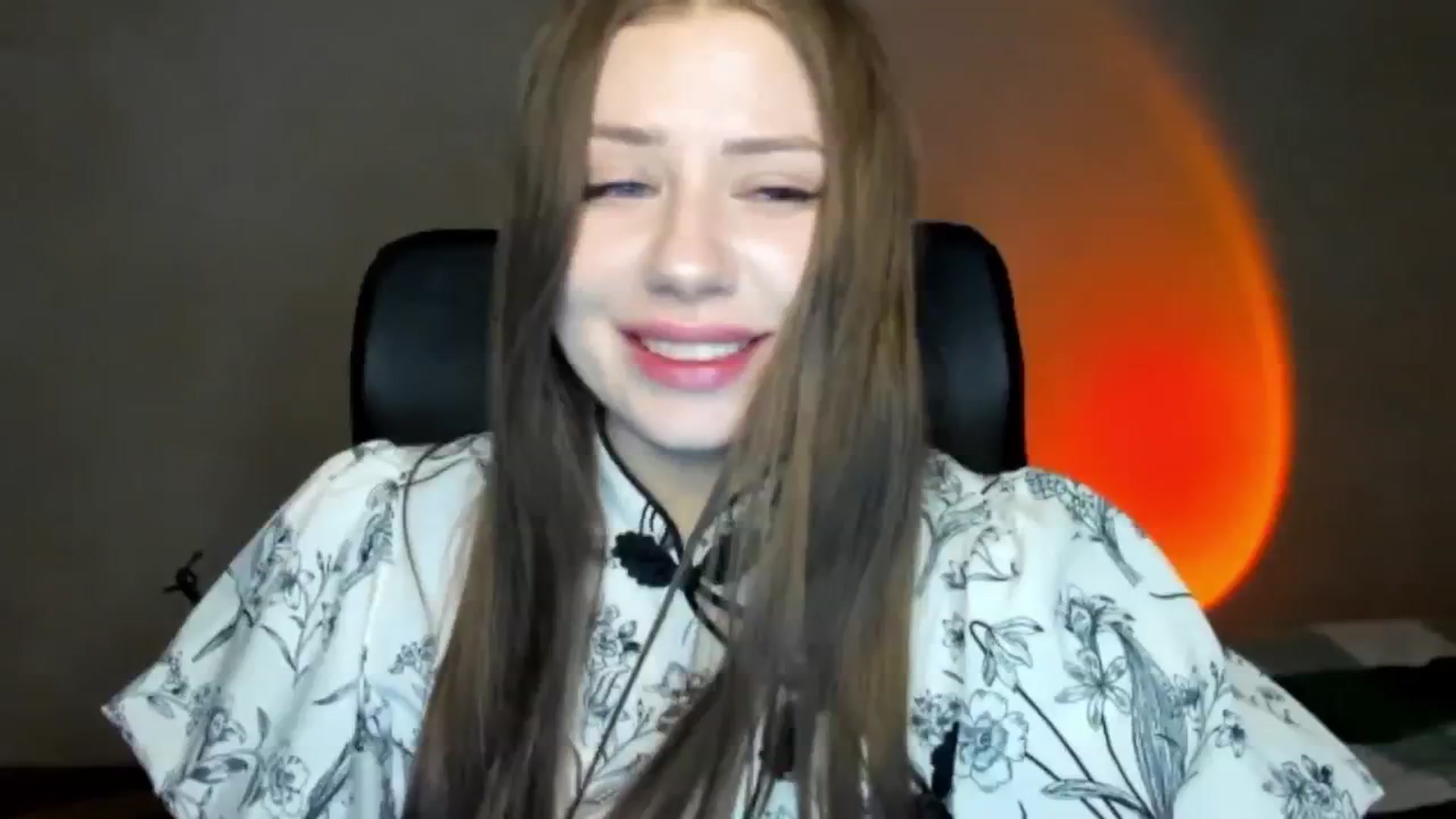 Gallery image thumbnail from FlyingDream's myfreecams stream on, 04/24/2026, 18:06 image 3 of 20