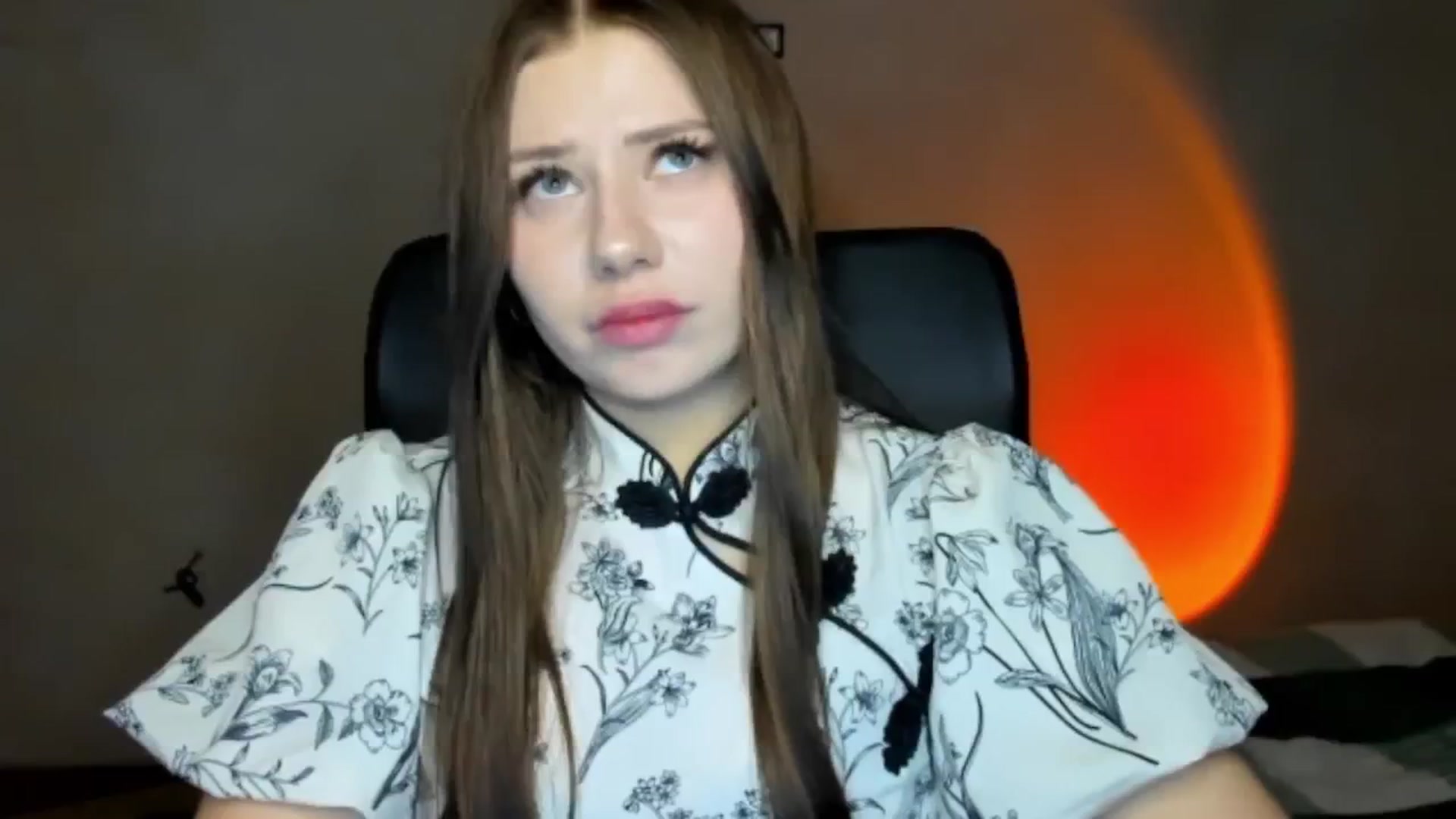 Gallery image thumbnail from FlyingDream's myfreecams stream on, 04/24/2026, 18:06 image 2 of 20