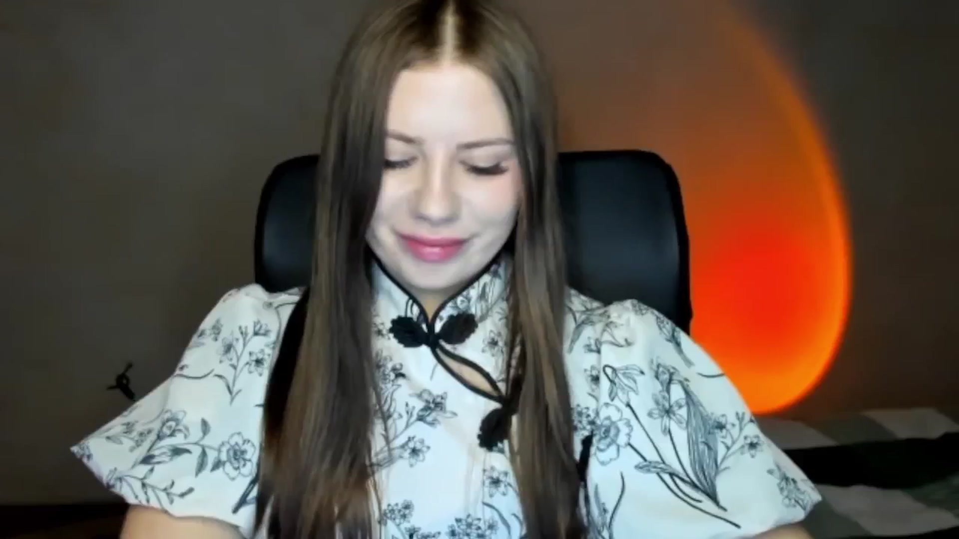 Gallery image thumbnail from FlyingDream's myfreecams stream on, 04/24/2026, 18:06 image 9 of 20