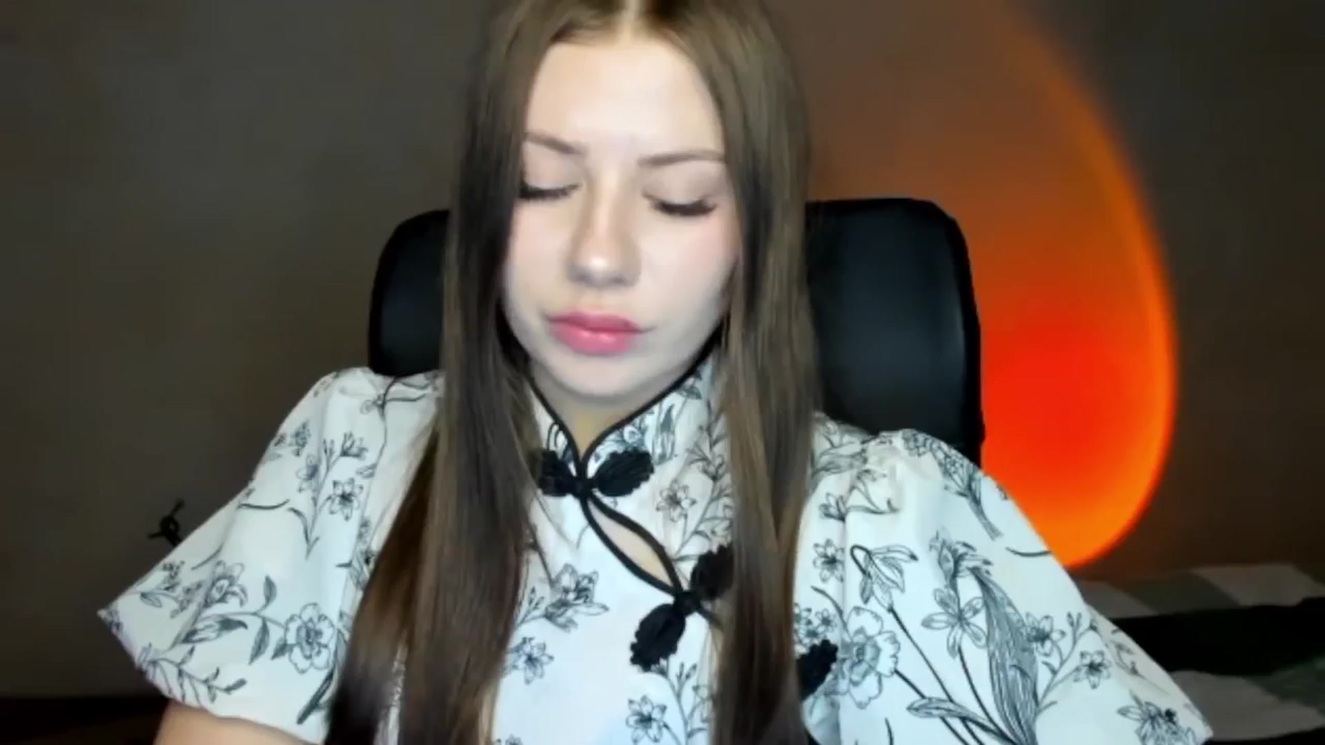 Gallery image thumbnail from FlyingDream's myfreecams stream on, 04/24/2026, 18:06 image 5 of 20
