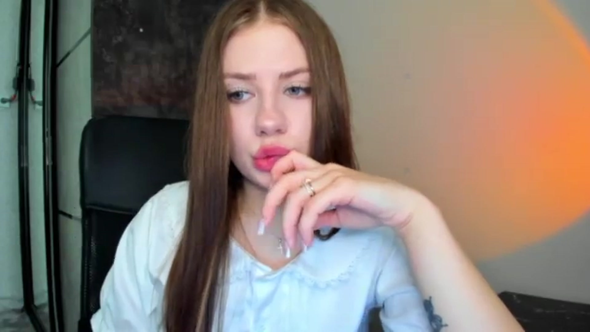 Gallery image thumbnail from FlyingDream's myfreecams stream on, 05/23/2026, 15:56 image 5 of 20