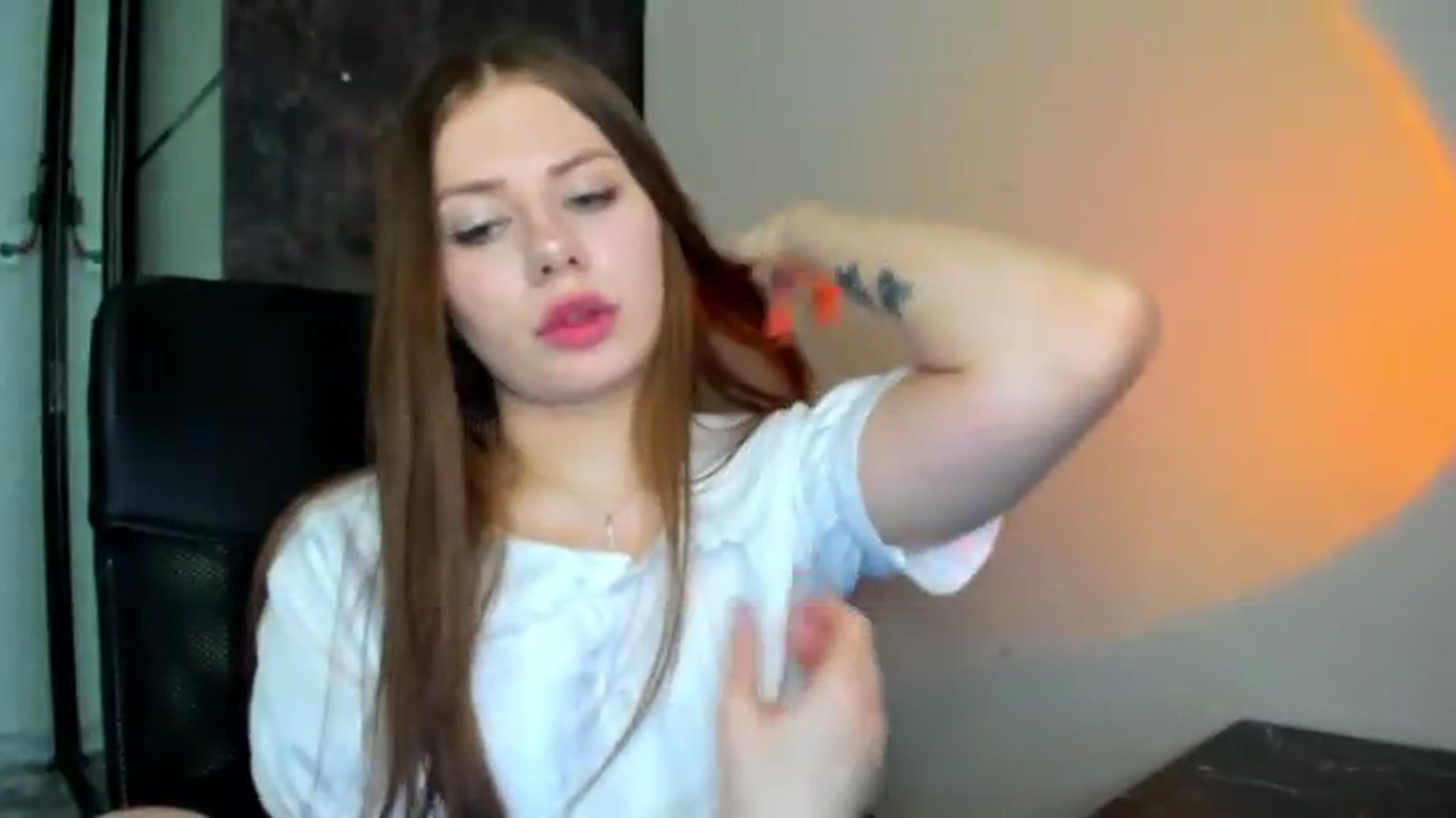 Gallery image thumbnail from FlyingDream's myfreecams stream on, 05/23/2026, 15:56 image 6 of 20