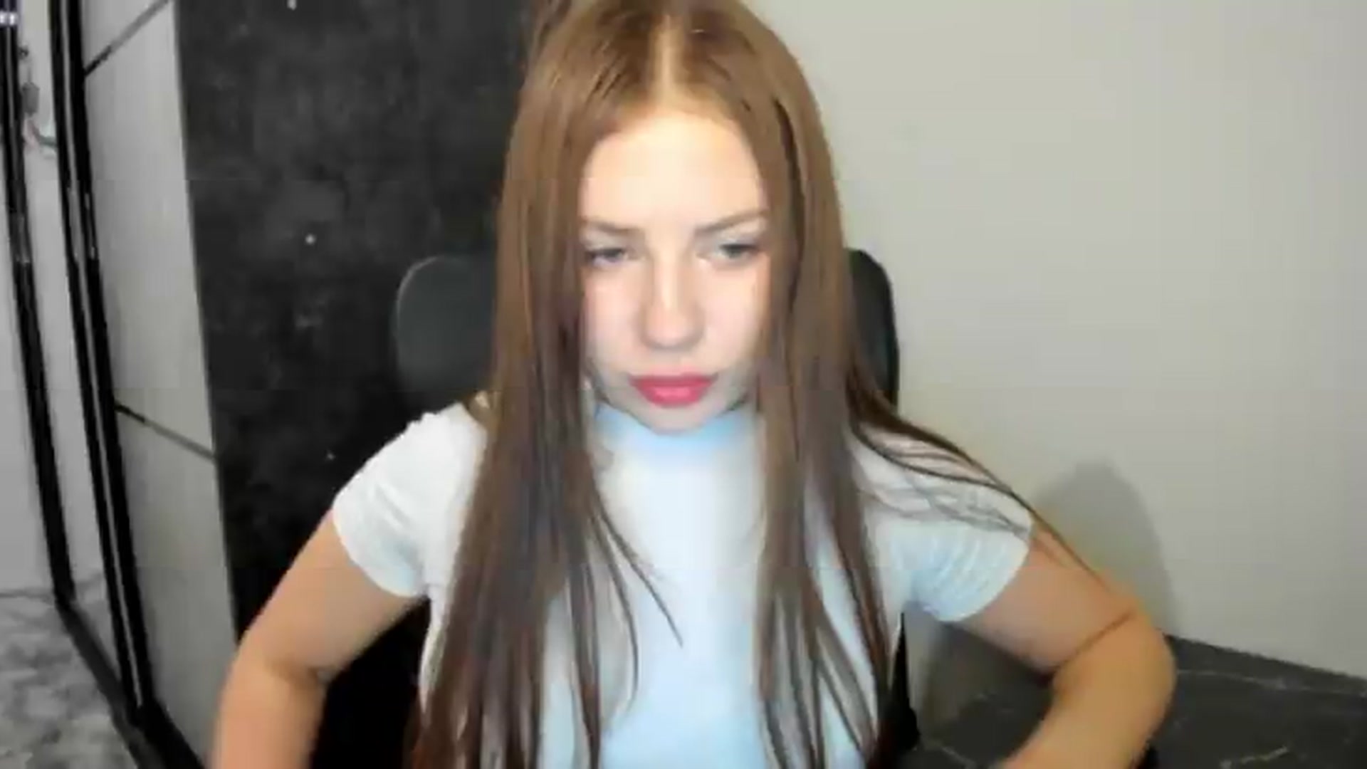 Gallery image thumbnail from FlyingDream's myfreecams stream on, 05/26/2026, 19:15 image 8 of 20