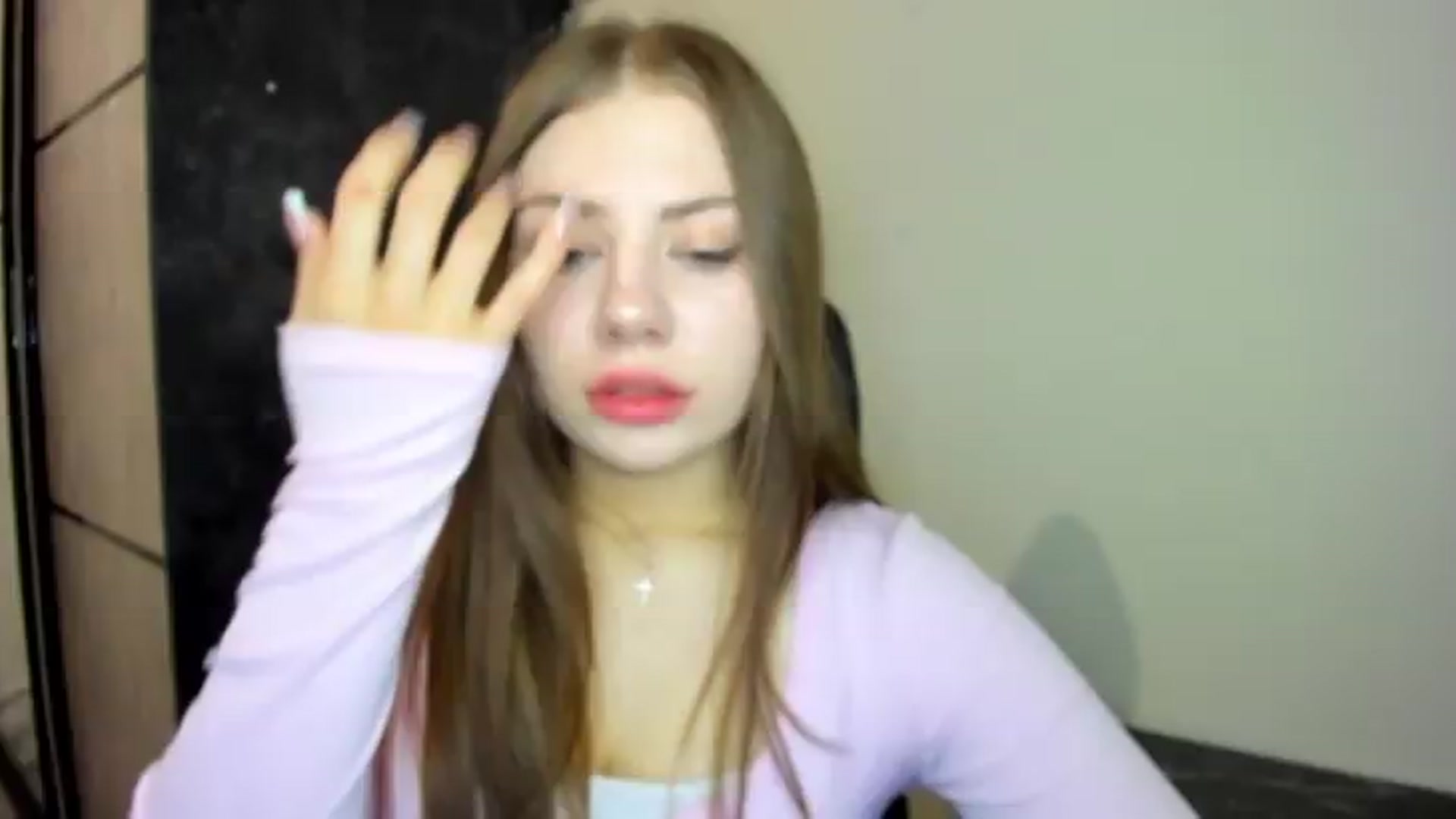 Gallery image thumbnail from FlyingDream's myfreecams stream on, 05/27/2026, 18:07 image 16 of 20