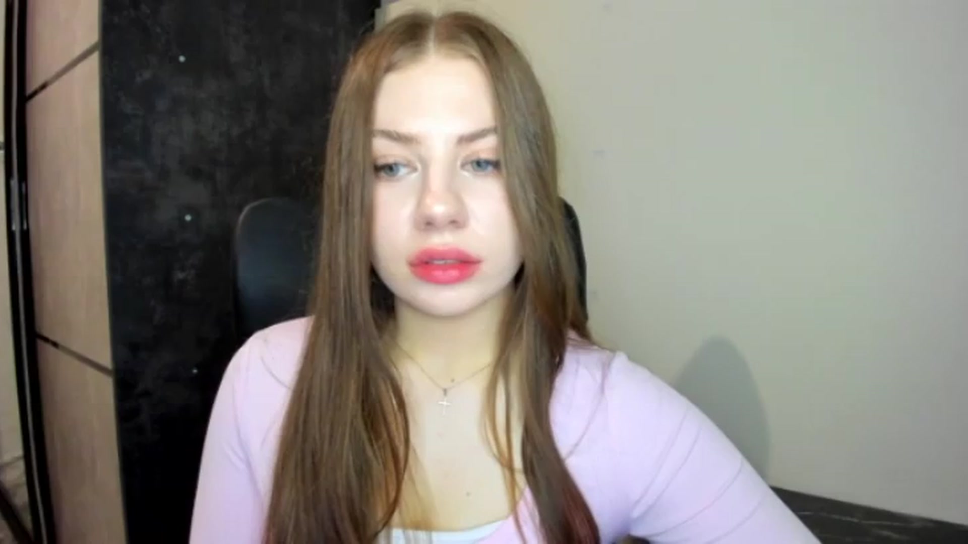Gallery image thumbnail from FlyingDream's myfreecams stream on, 05/27/2026, 18:07 image 17 of 20