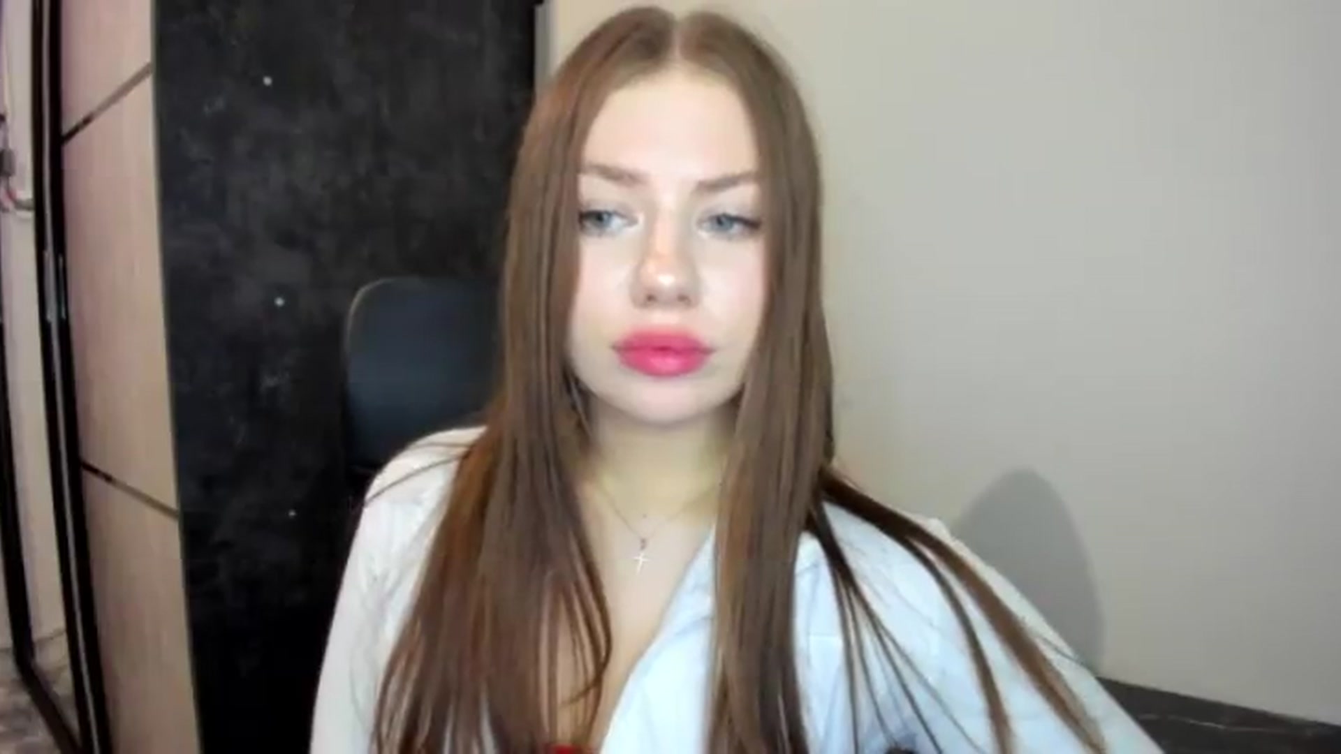 Gallery image thumbnail from FlyingDream's myfreecams stream on, 05/28/2026, 19:52 image 8 of 20