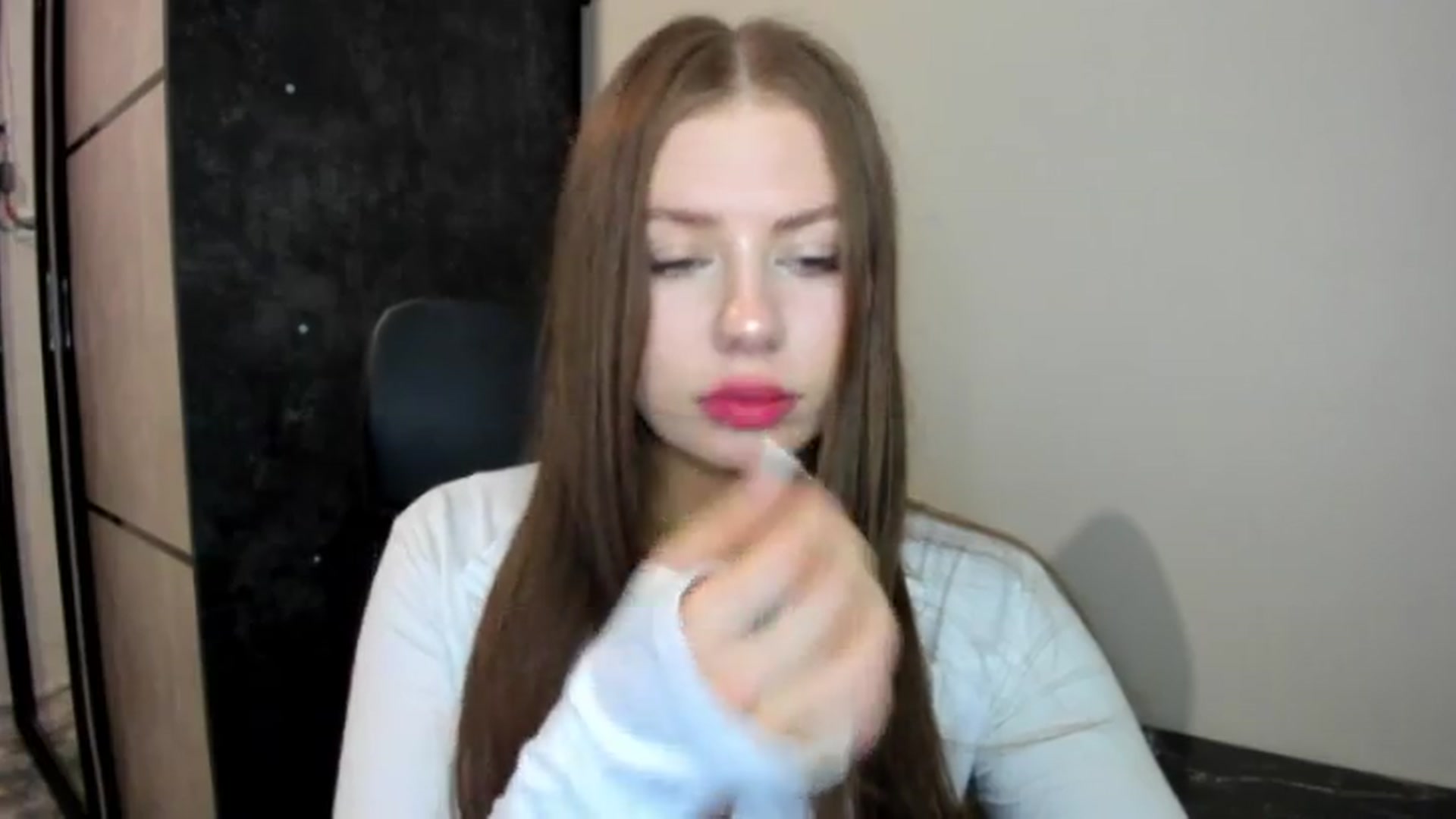 Gallery image thumbnail from FlyingDream's myfreecams stream on, 05/28/2026, 19:52 image 14 of 20