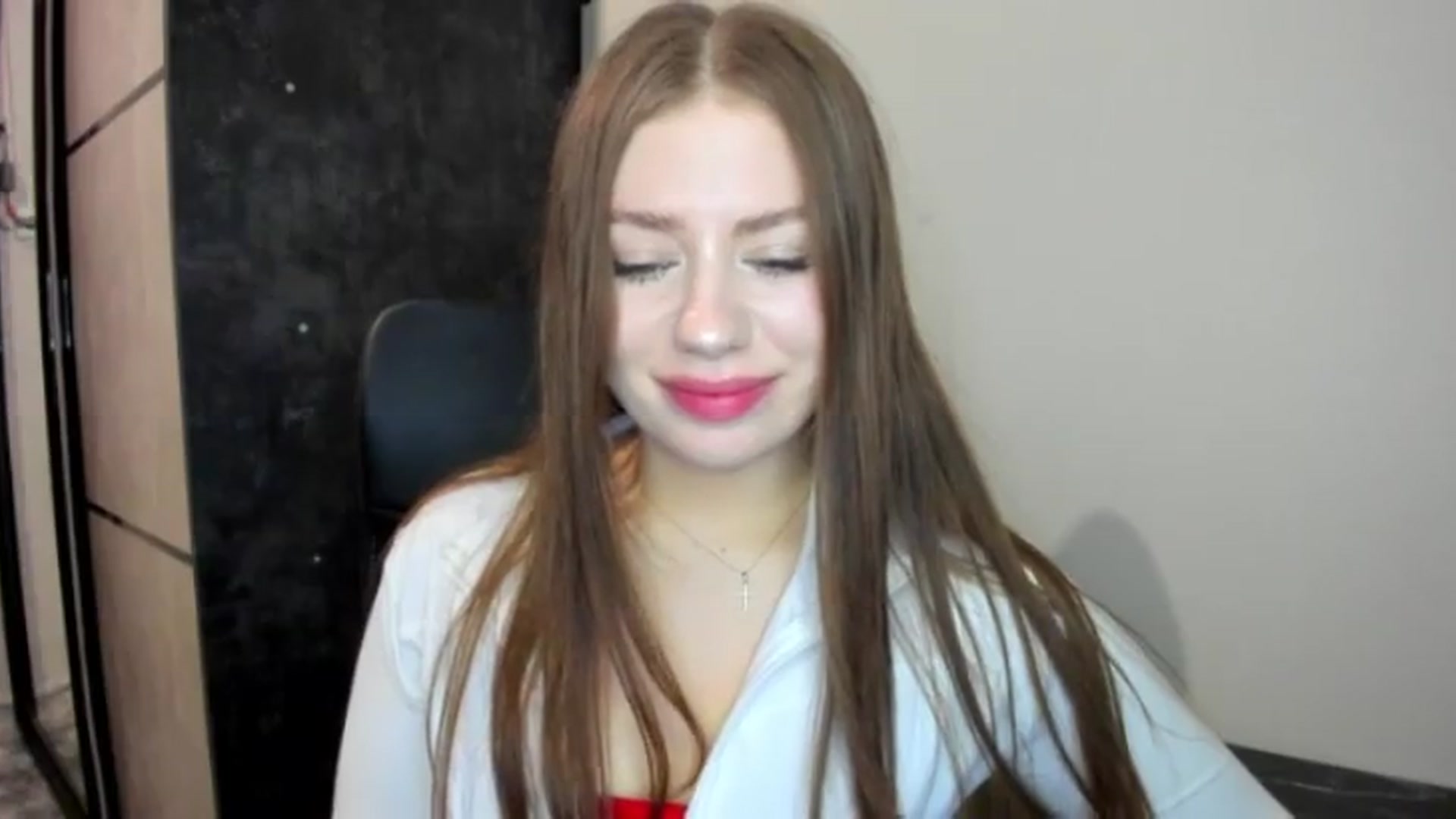 Gallery image thumbnail from FlyingDream's myfreecams stream on, 05/28/2026, 19:52 image 6 of 20