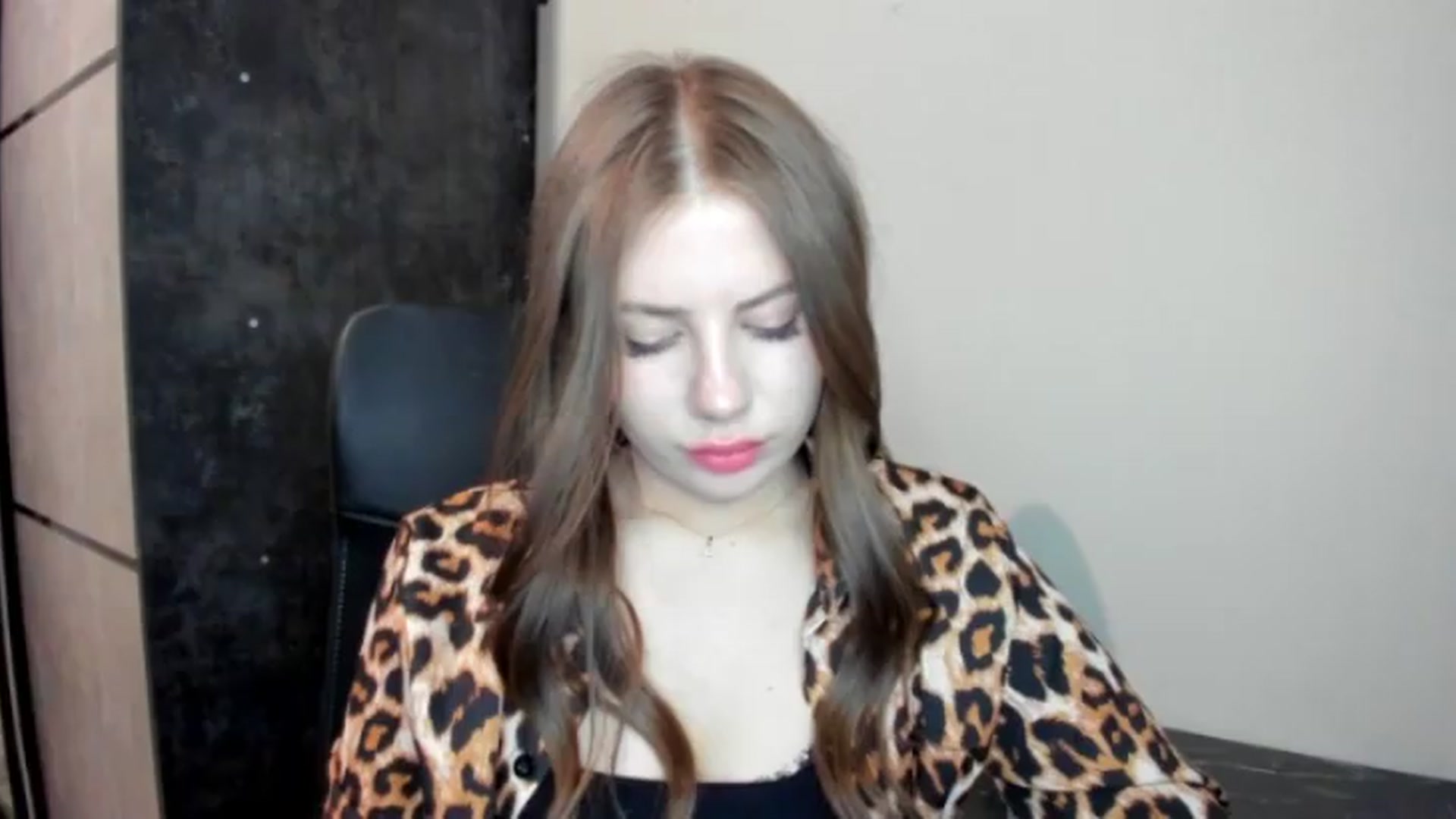 Gallery image thumbnail from FlyingDream's myfreecams stream on, 05/29/2026, 19:21 image 18 of 20
