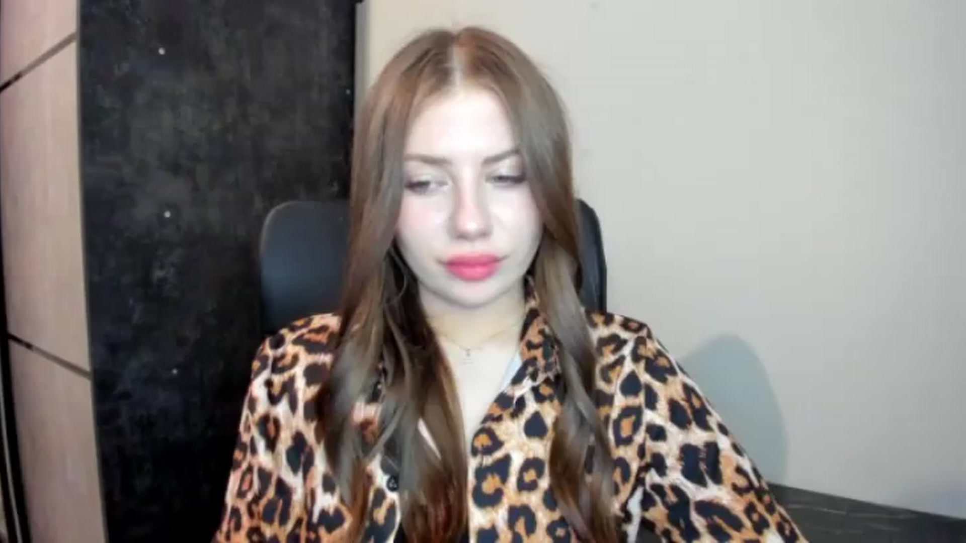 Gallery image thumbnail from FlyingDream's myfreecams stream on, 05/29/2026, 19:21 image 15 of 20