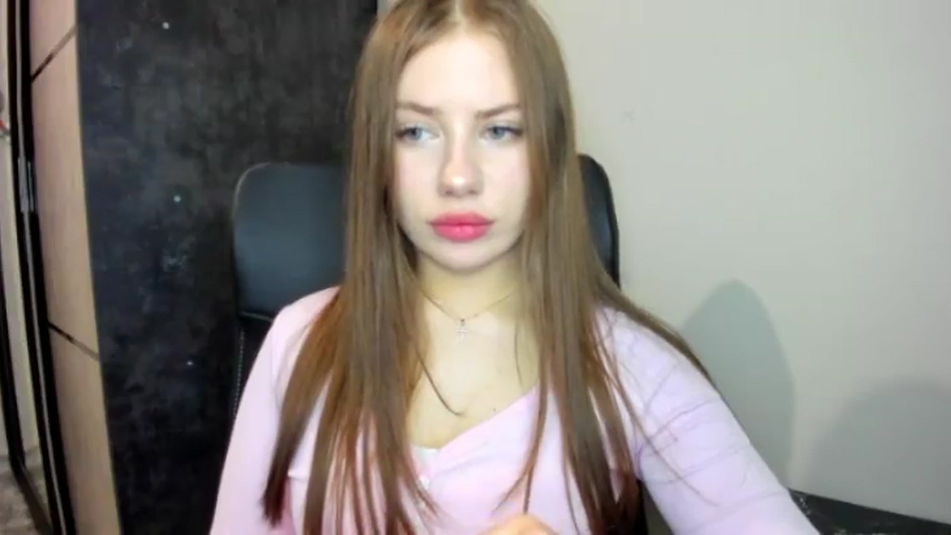 Gallery image thumbnail from FlyingDream's myfreecams stream on, 06/01/2026, 18:59 image 6 of 20