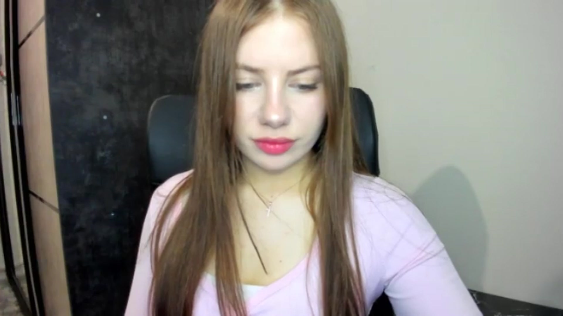Gallery image thumbnail from FlyingDream's myfreecams stream on, 06/01/2026, 18:59 image 15 of 20