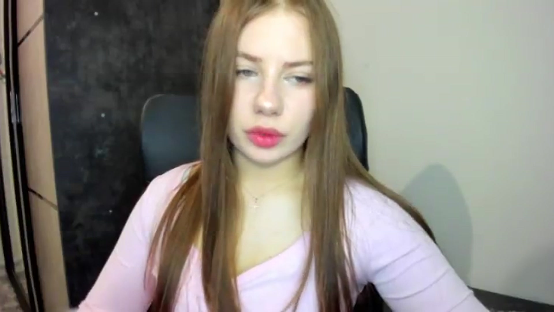 Gallery image thumbnail from FlyingDream's myfreecams stream on, 06/01/2026, 18:59 image 7 of 20